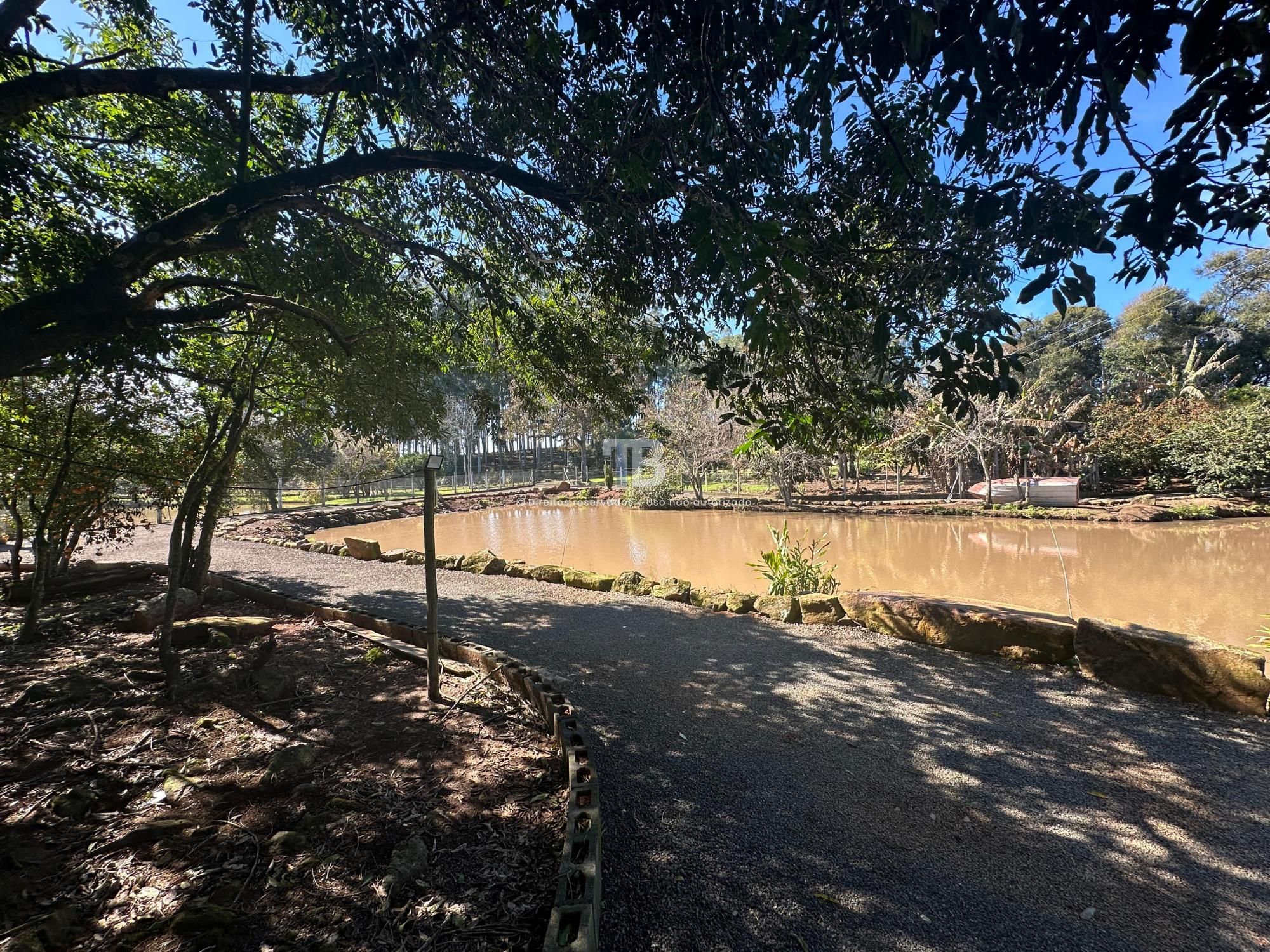 Chácara à Venda na Linha Cachoeira