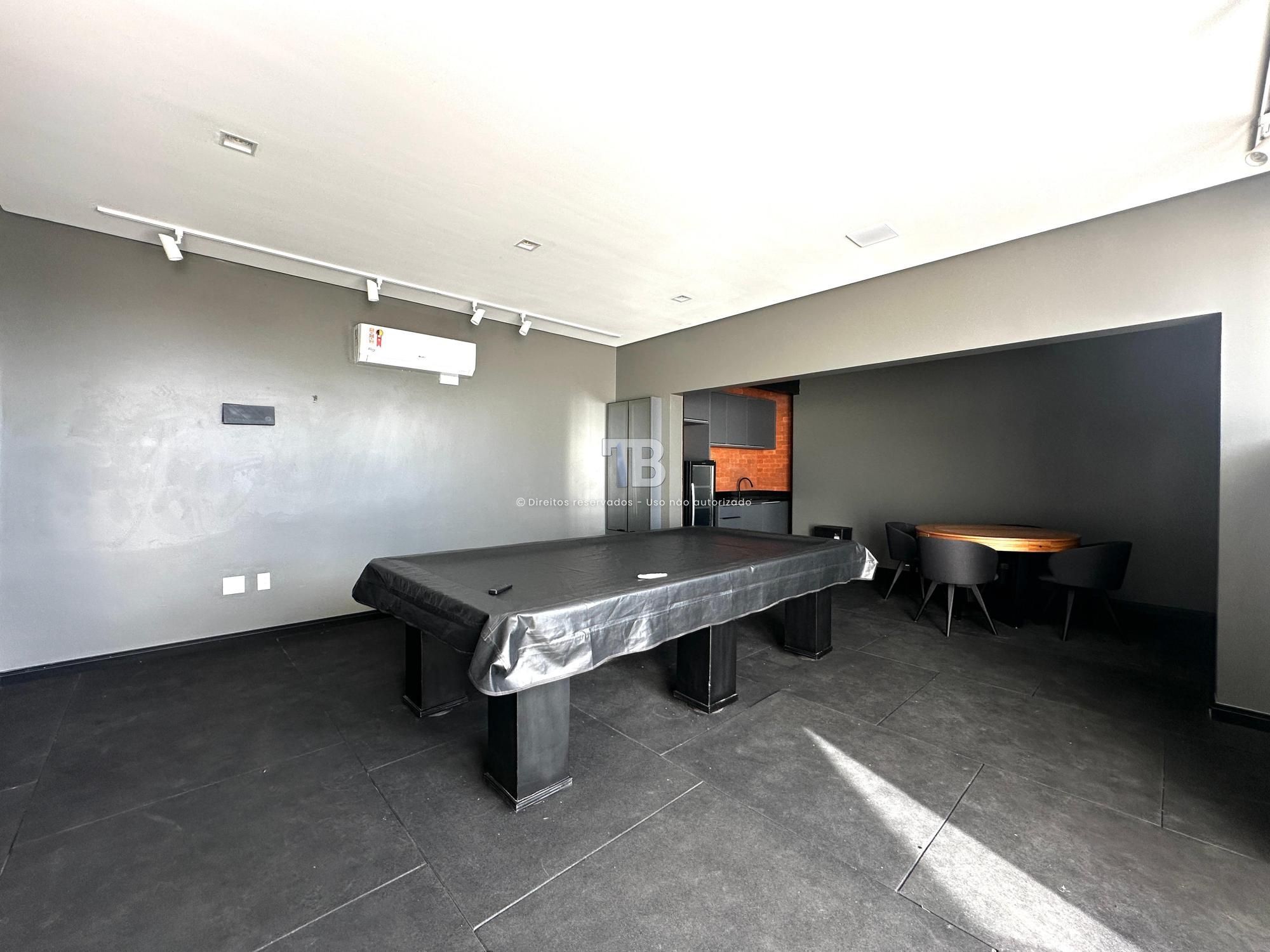 Apartamento novo à venda