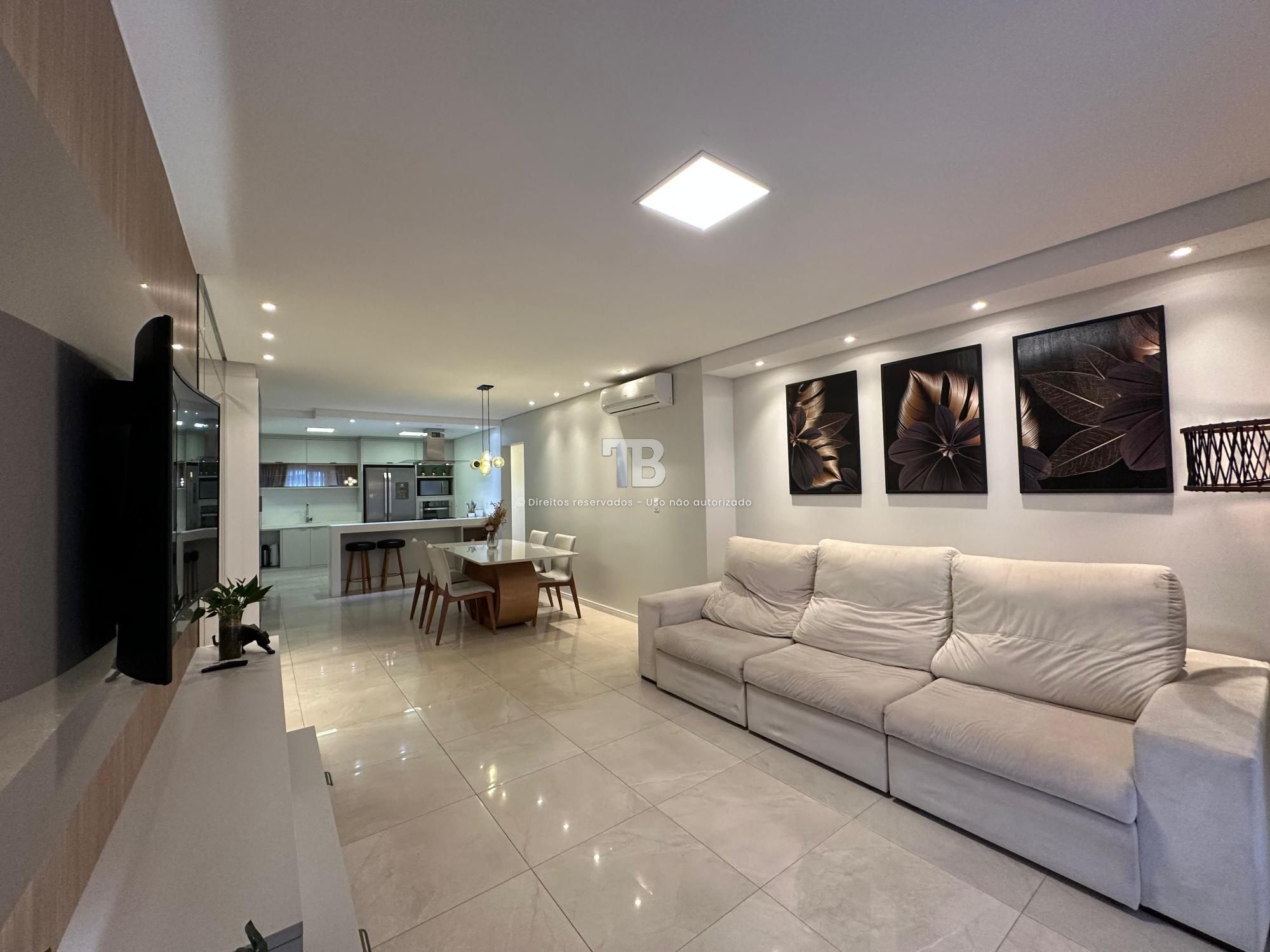 Apartamento três suítes