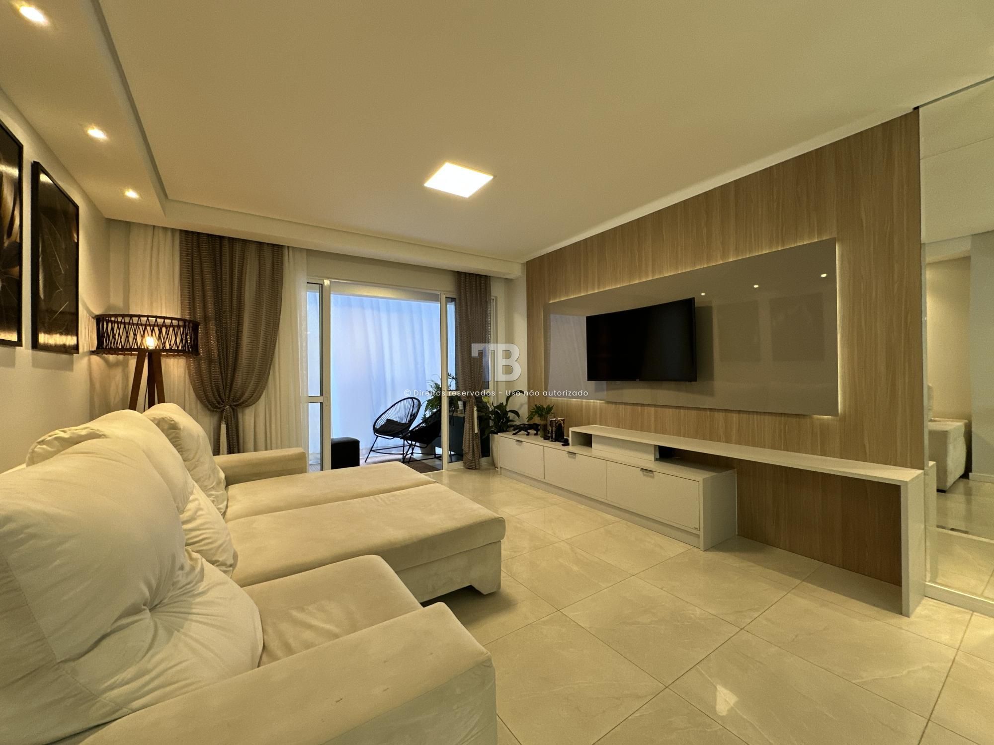 Apartamento três suítes