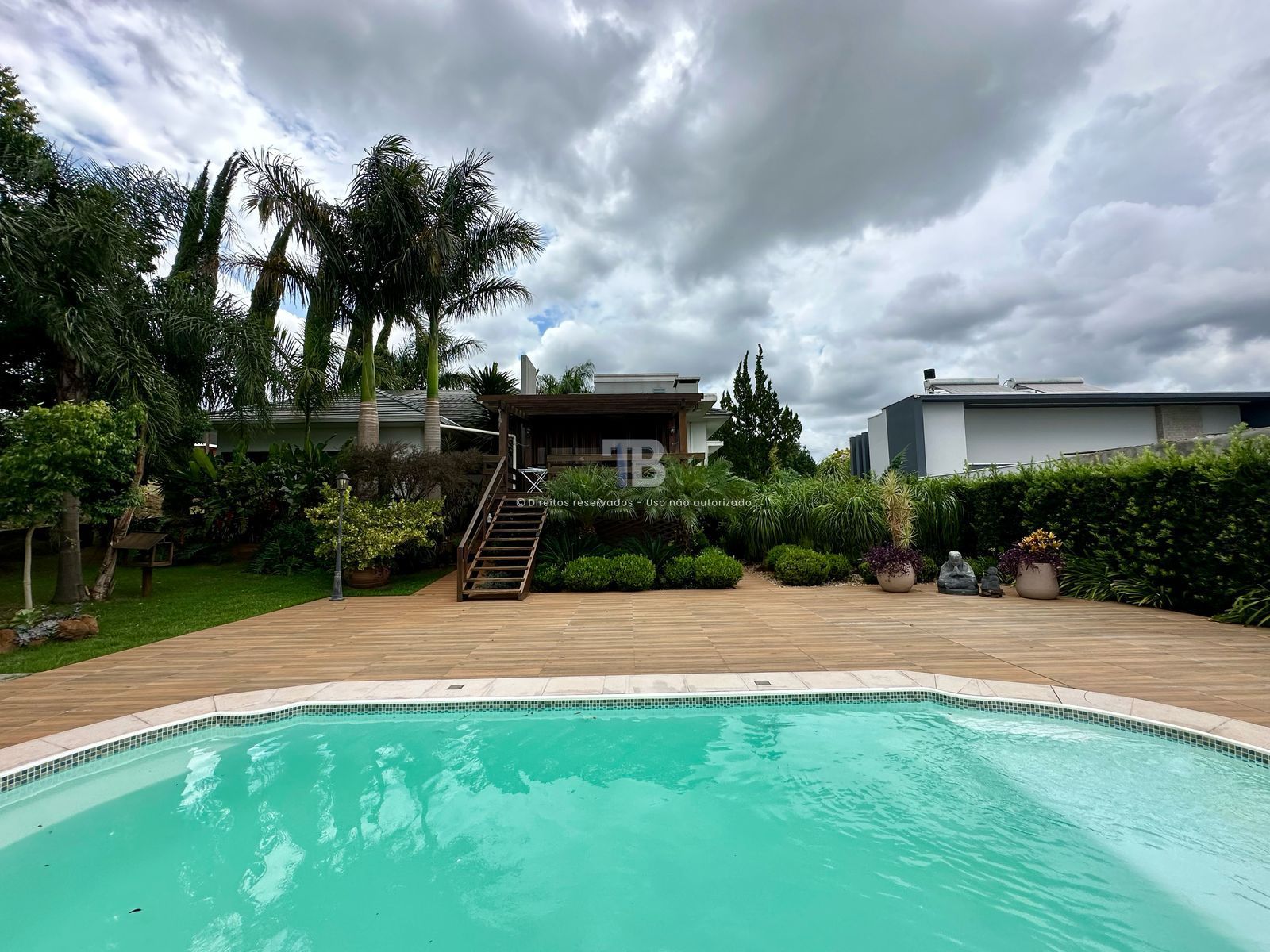 Casa em condomínio fechado