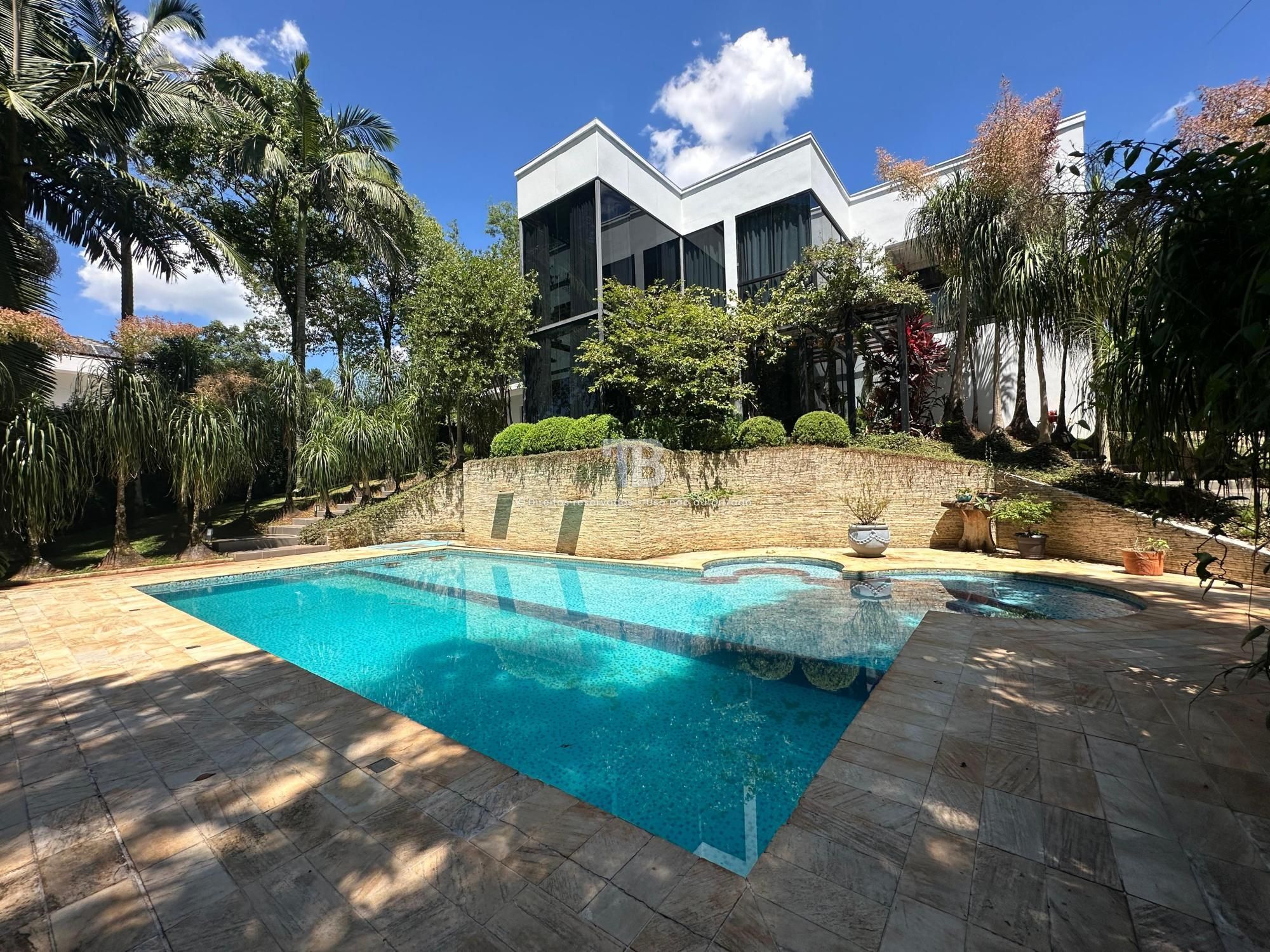 Casa em Condomínio Fechado