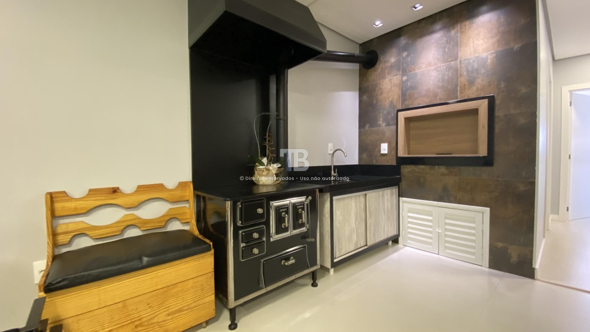 Casa com 3 dormitórios