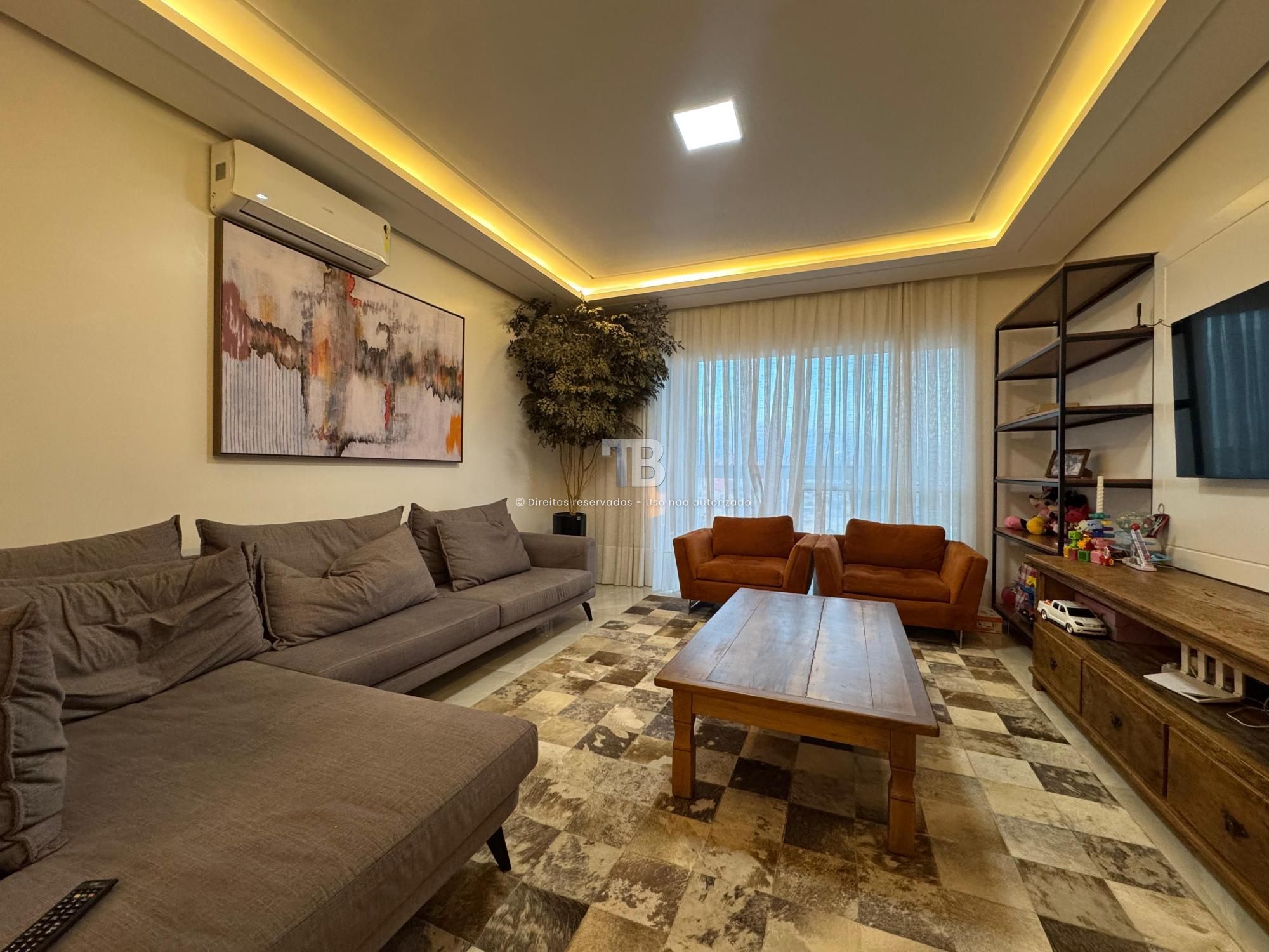 Apartamento Mobiliado à Venda