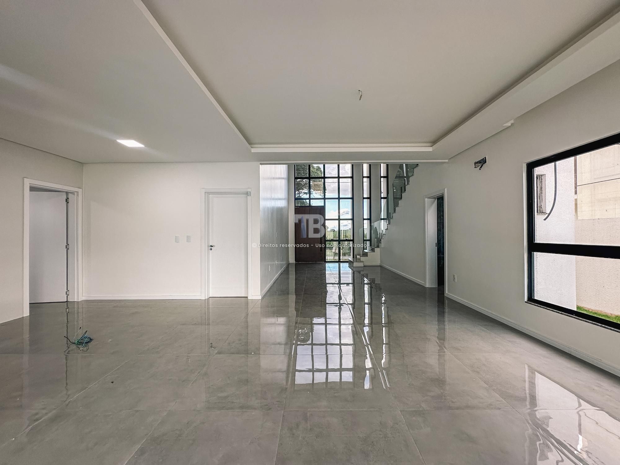 Casa com piscina e vista no Jardim Europa