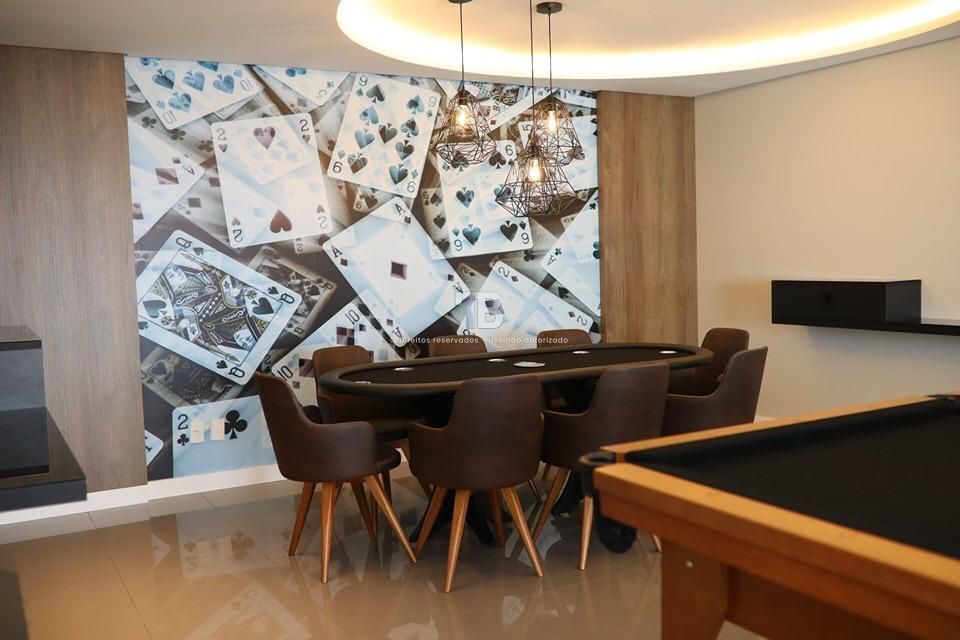 Mobiliado, Suíte Master e Ampla Área