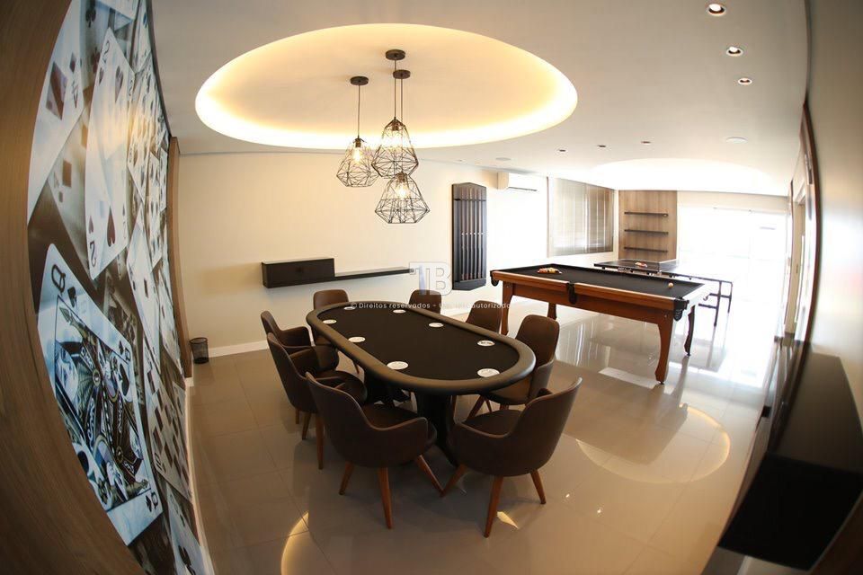 Mobiliado, Suíte Master e Ampla Área