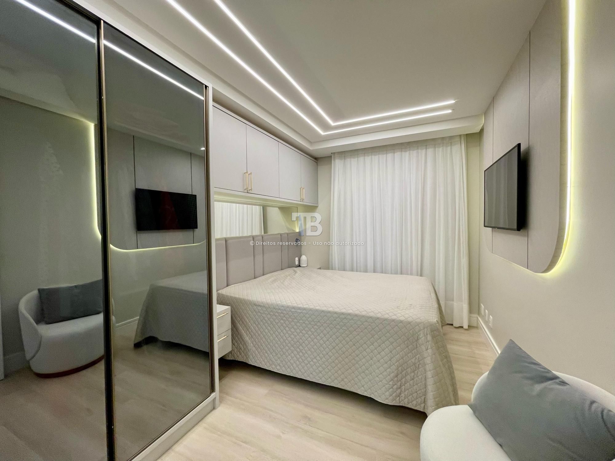 Apartamento Semimobiliado Suíte mais um Dormitório