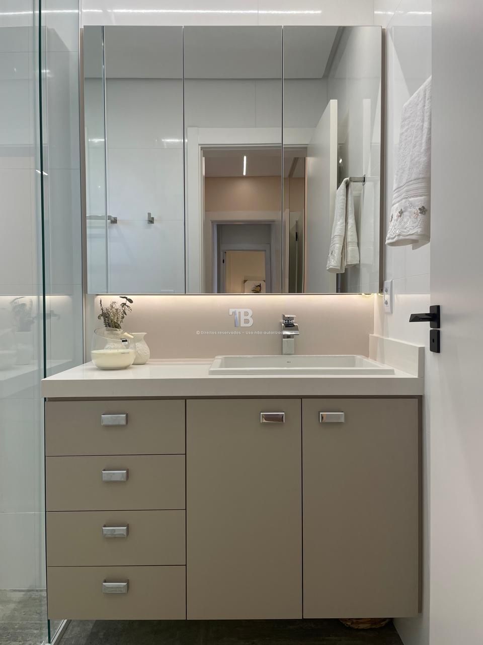 Apartamento de alto padrão - 3 suítes