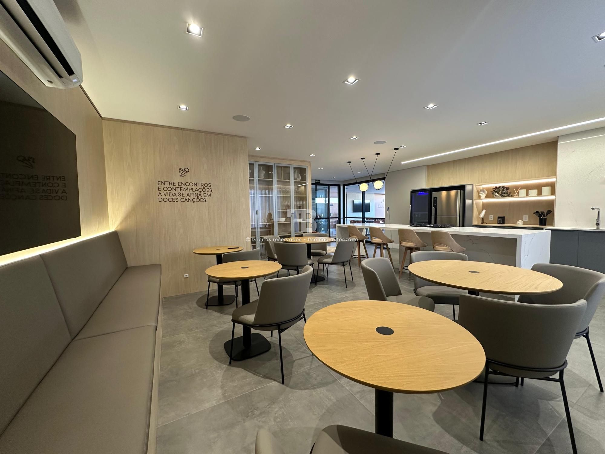 Apartamento Novo à Venda