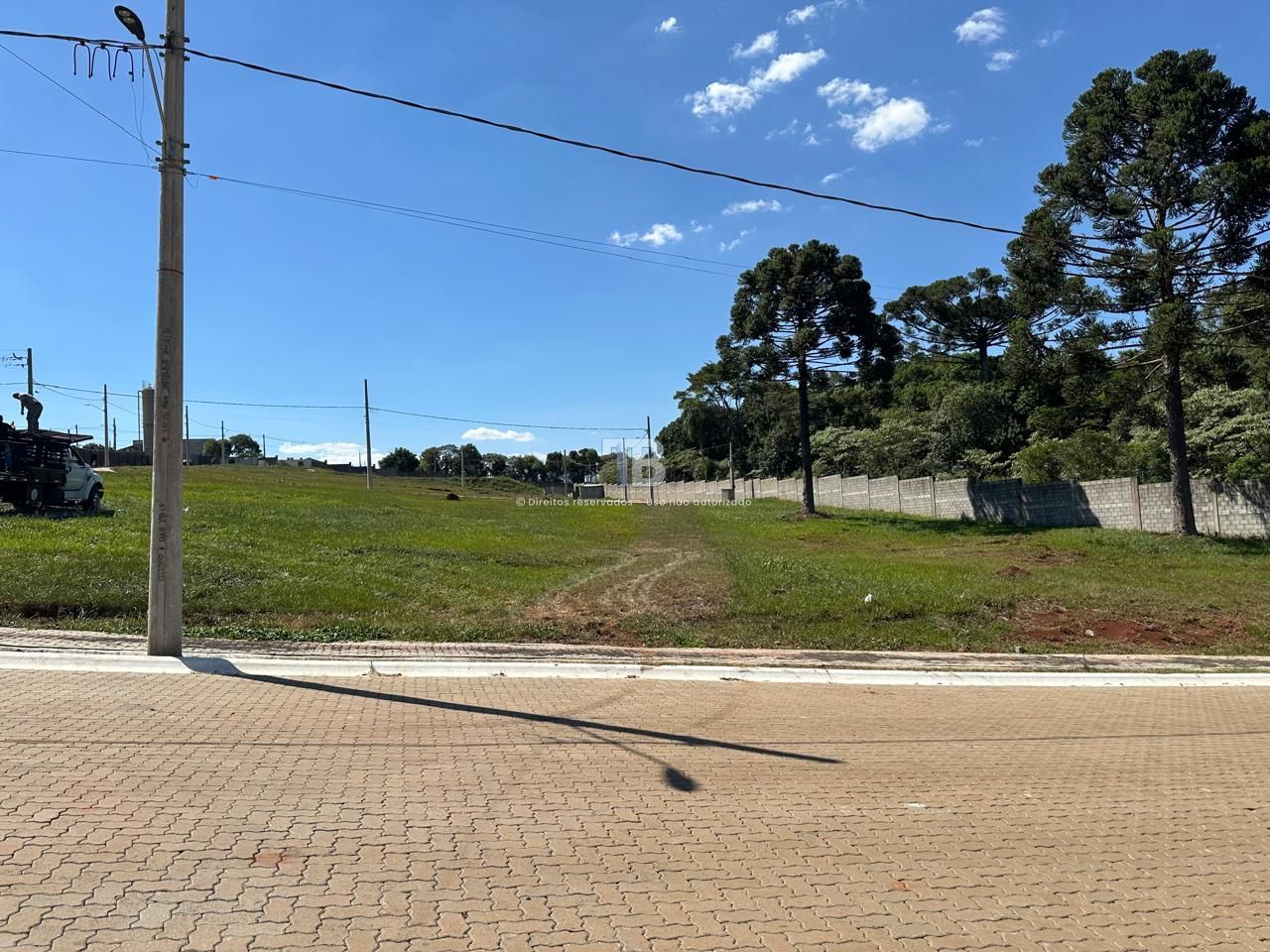 Terreno em condomínio fechado