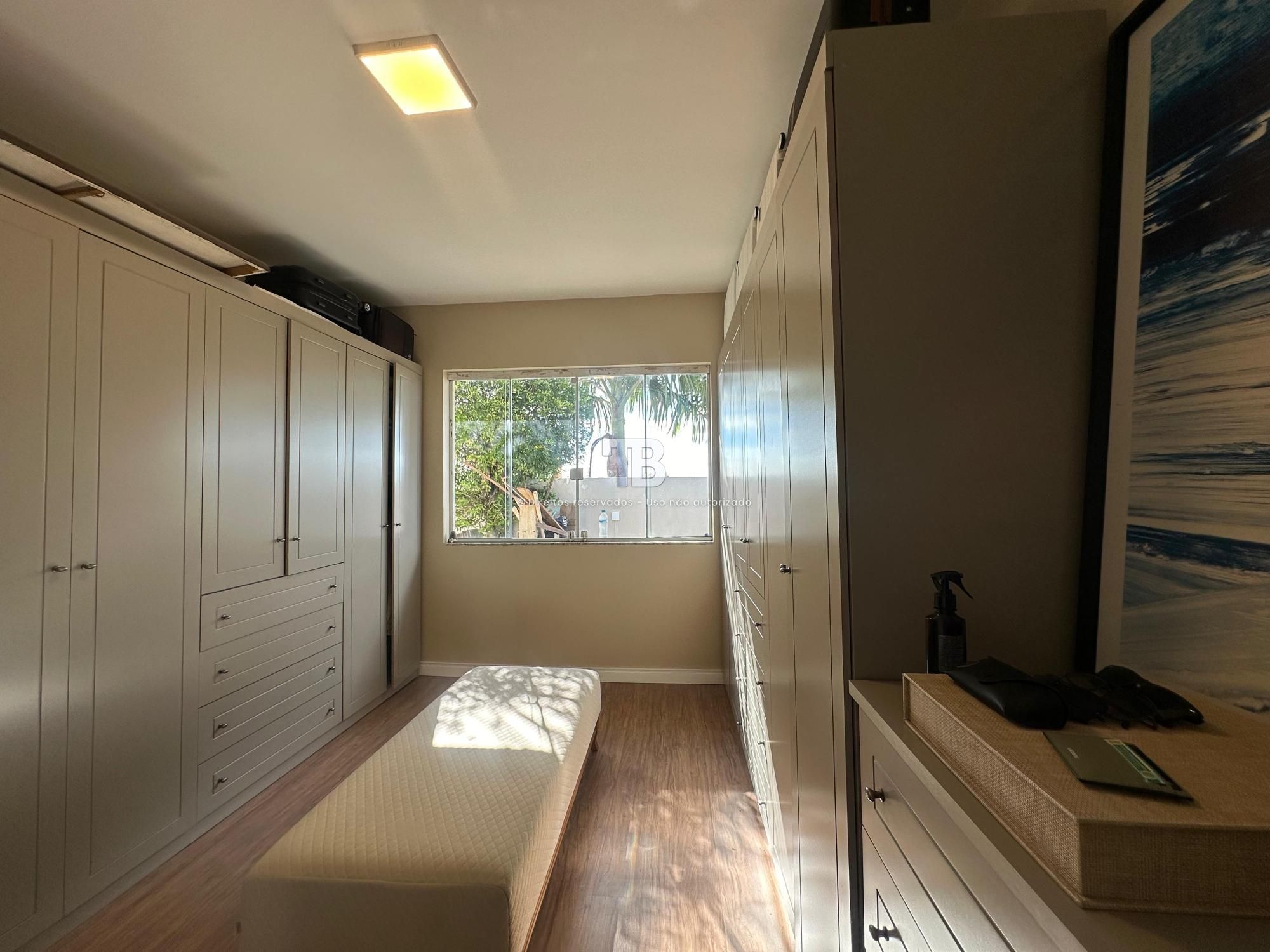 Casa Térrea Com 3 Dormitórios