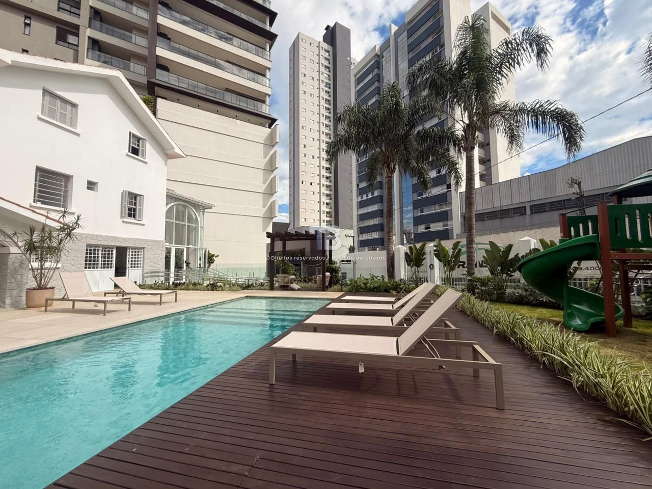 Apartamento Novo à Venda