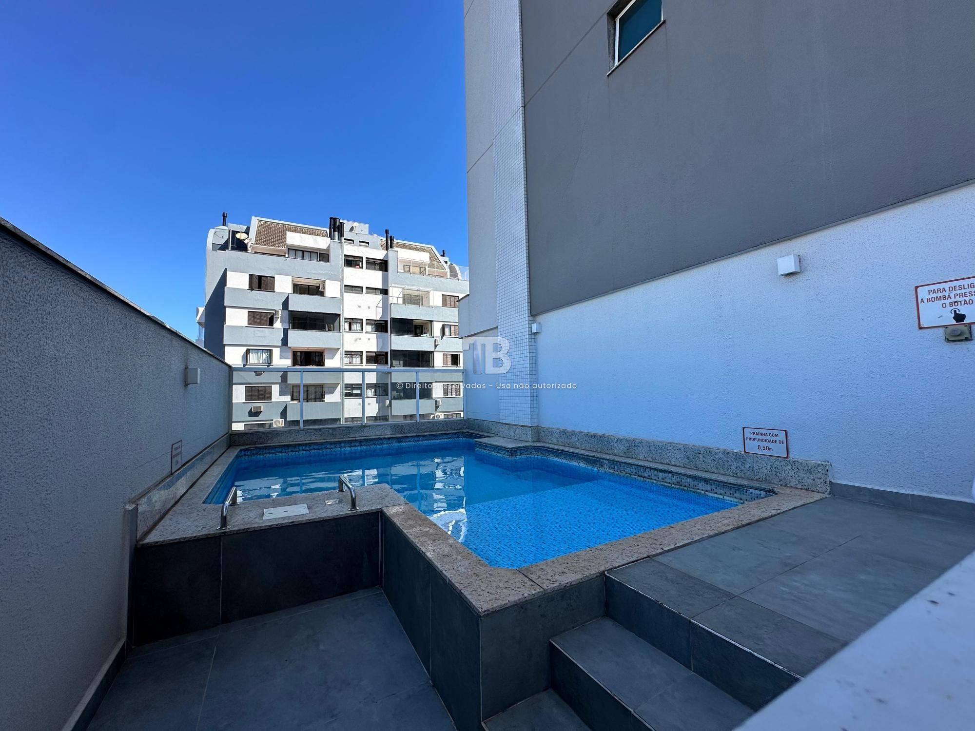 Apartamento Mobiliado com Suíte