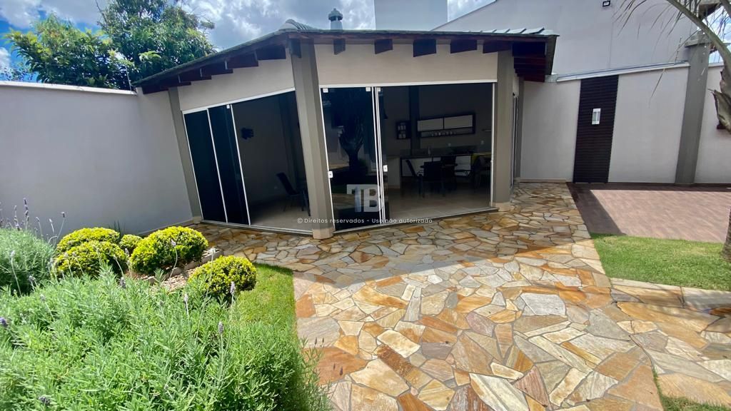 Casa próxima ao HRO