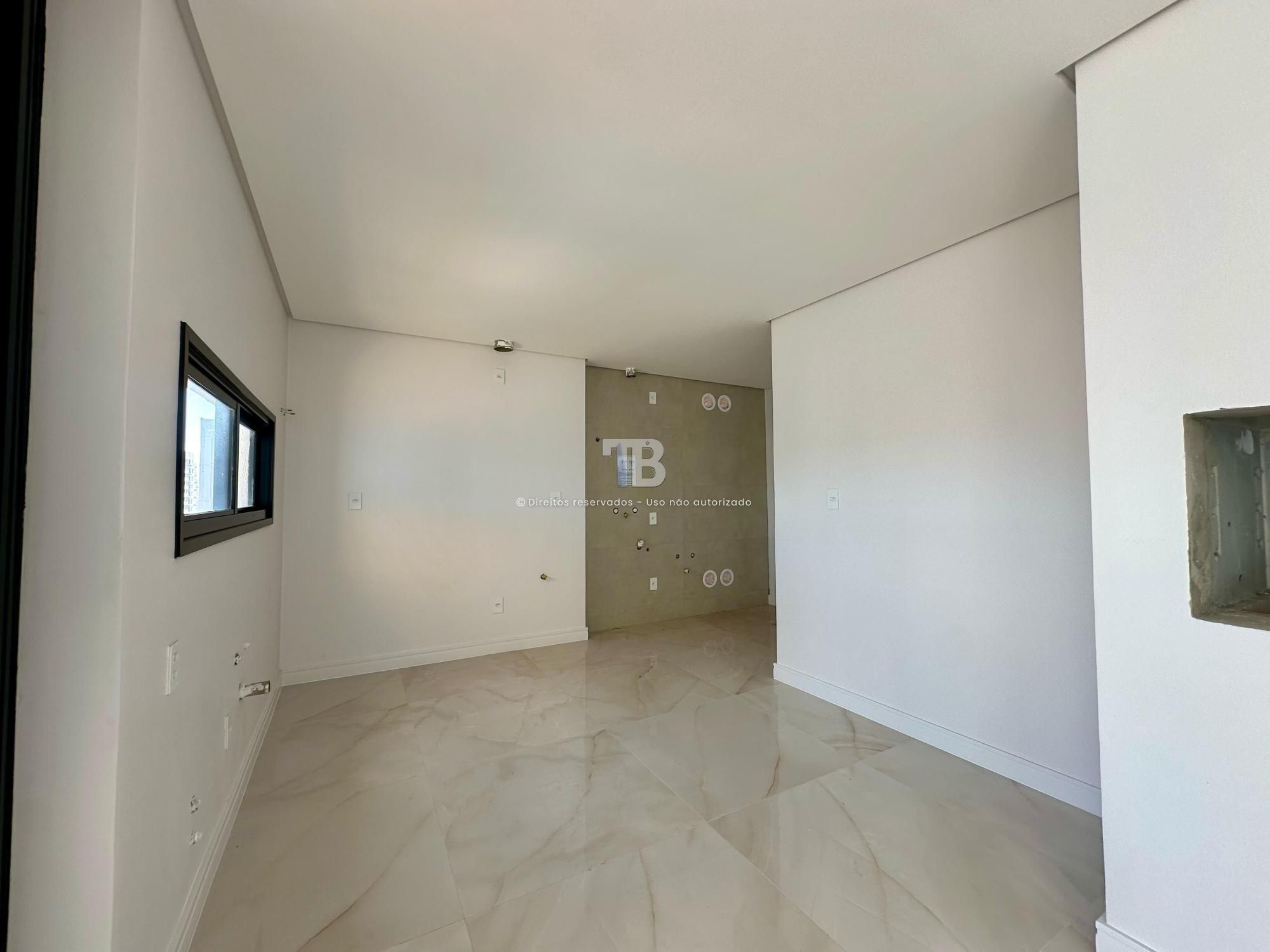 Apartamento Novo à Venda