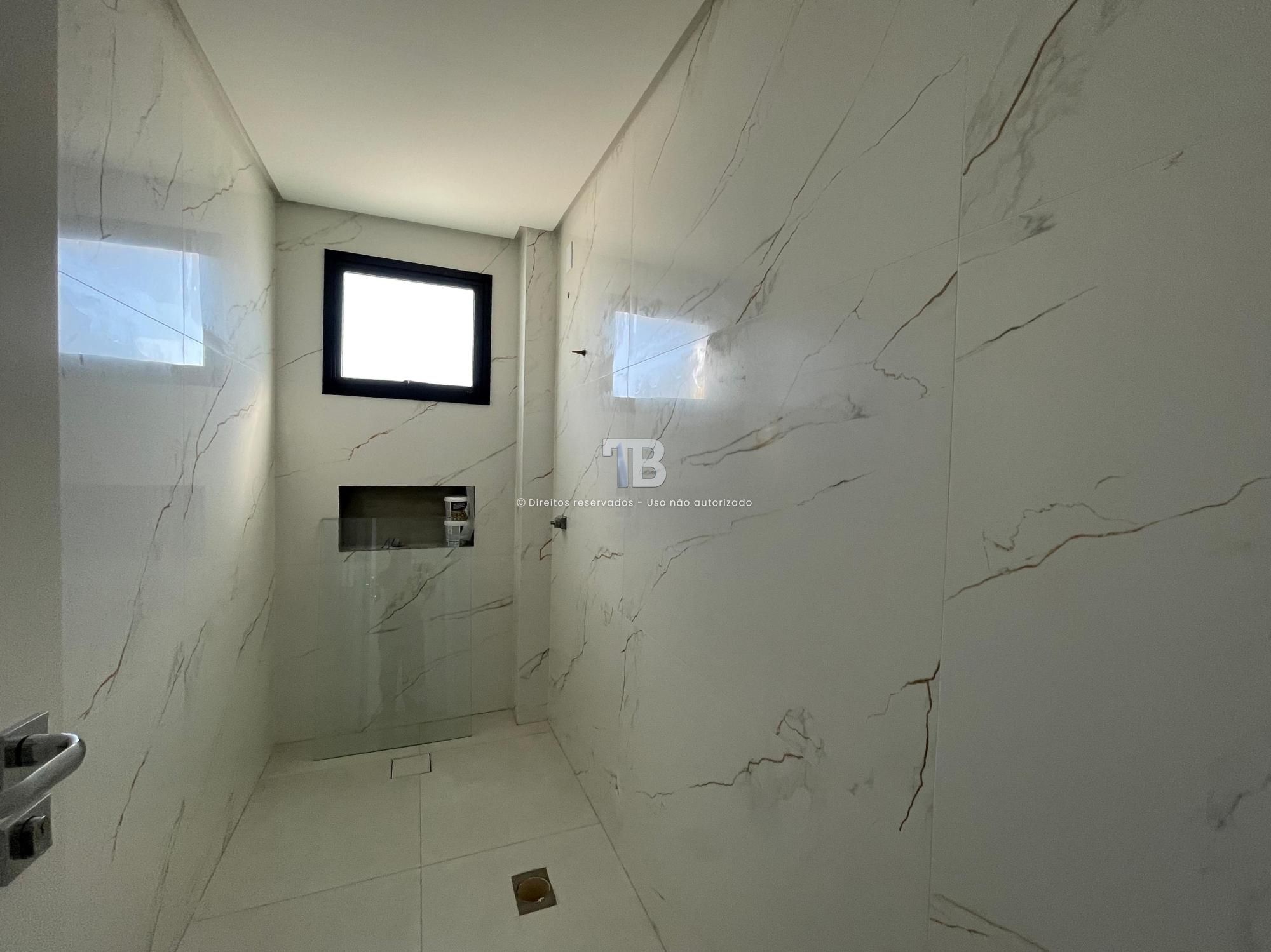 Apartamento Novo à Venda