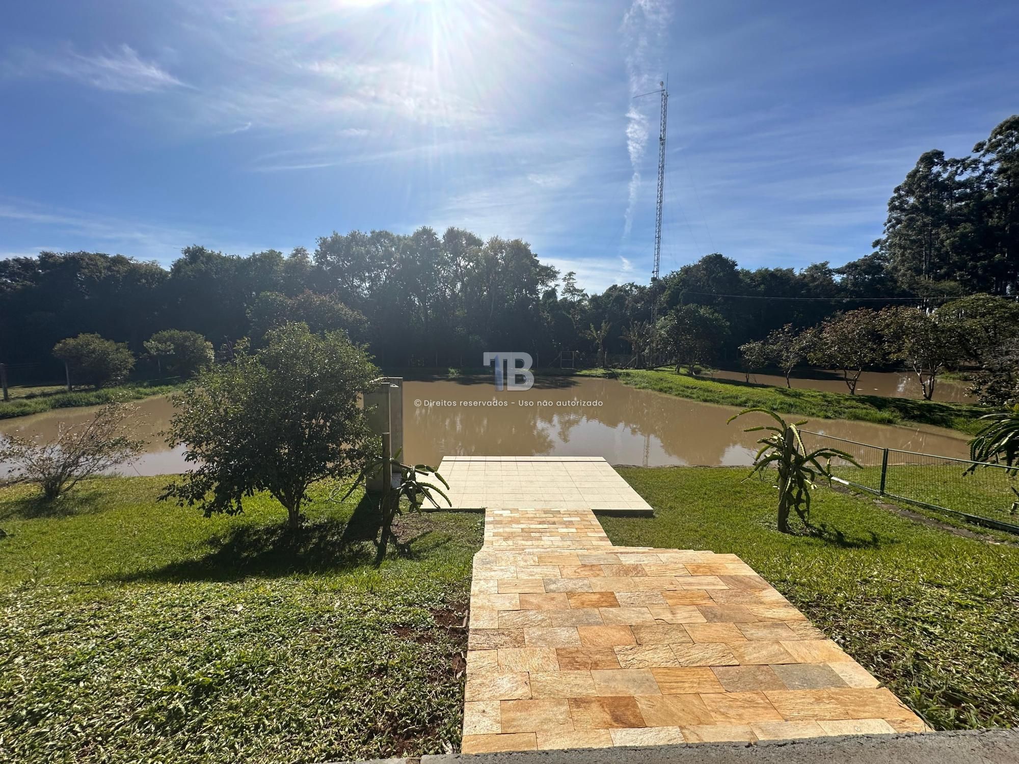 Chácara à Venda na Linha Cachoeira