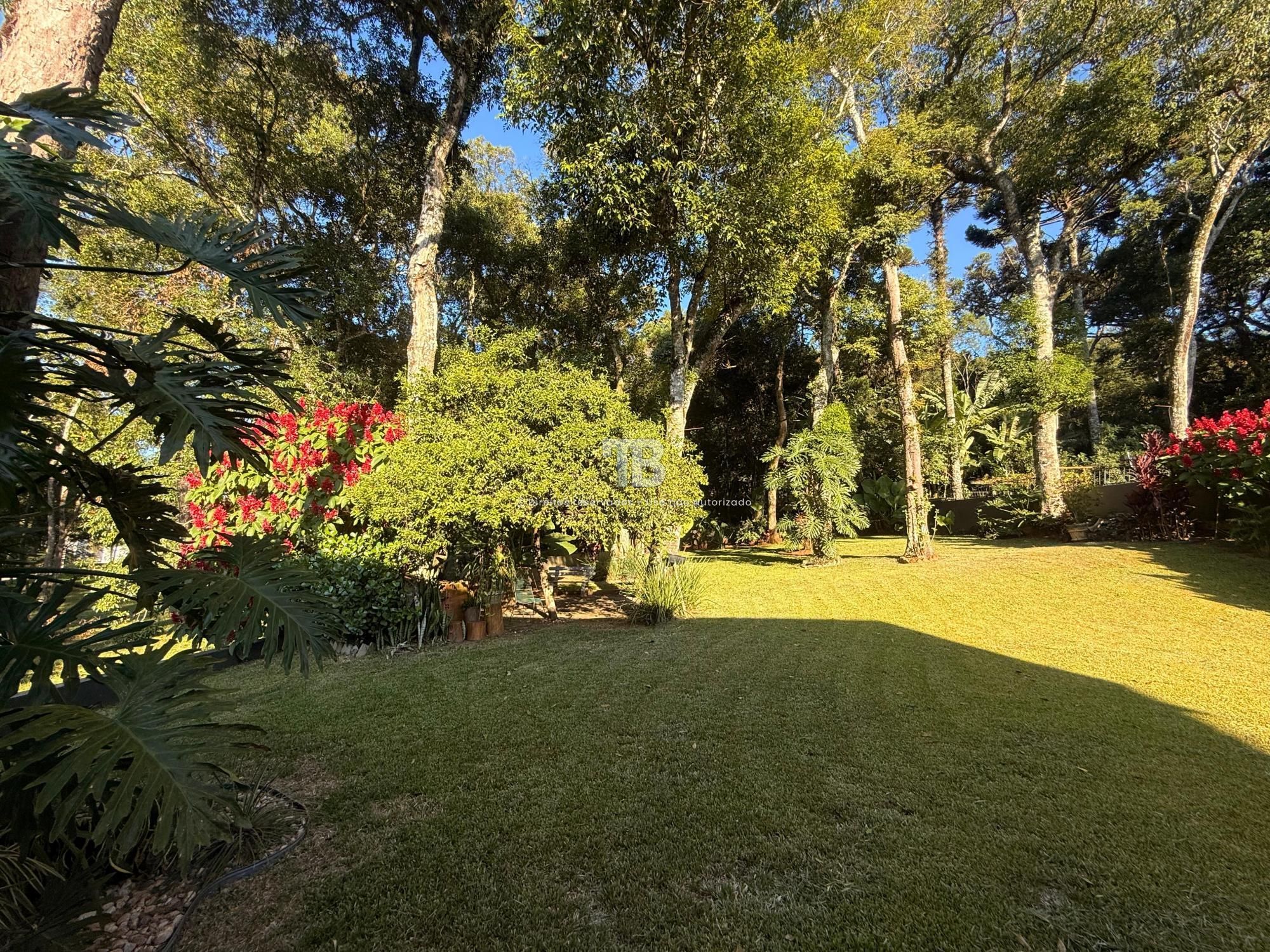Casa Mobiliada Em Condomínio Fechado