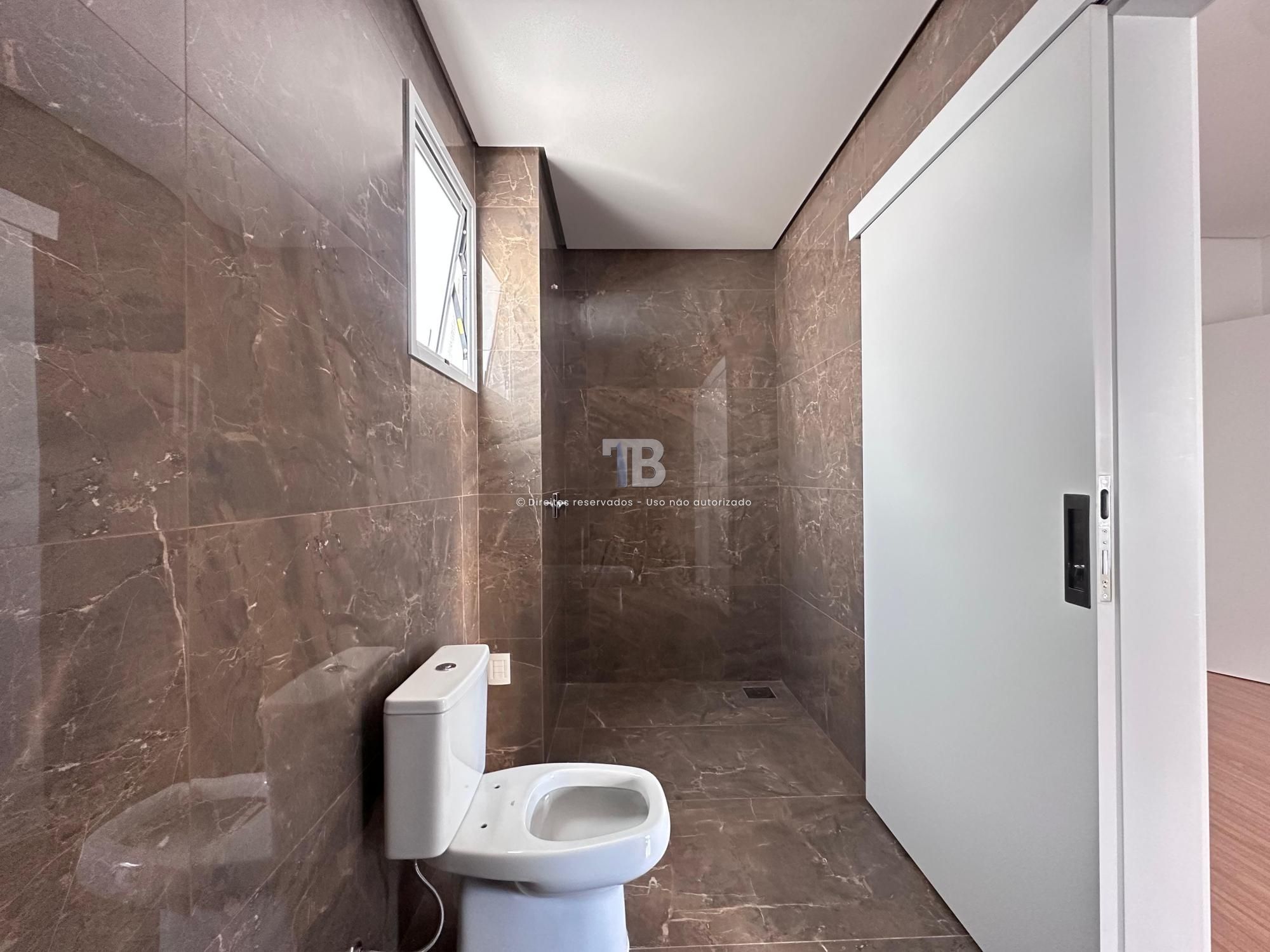 Apartamento Novo à Venda