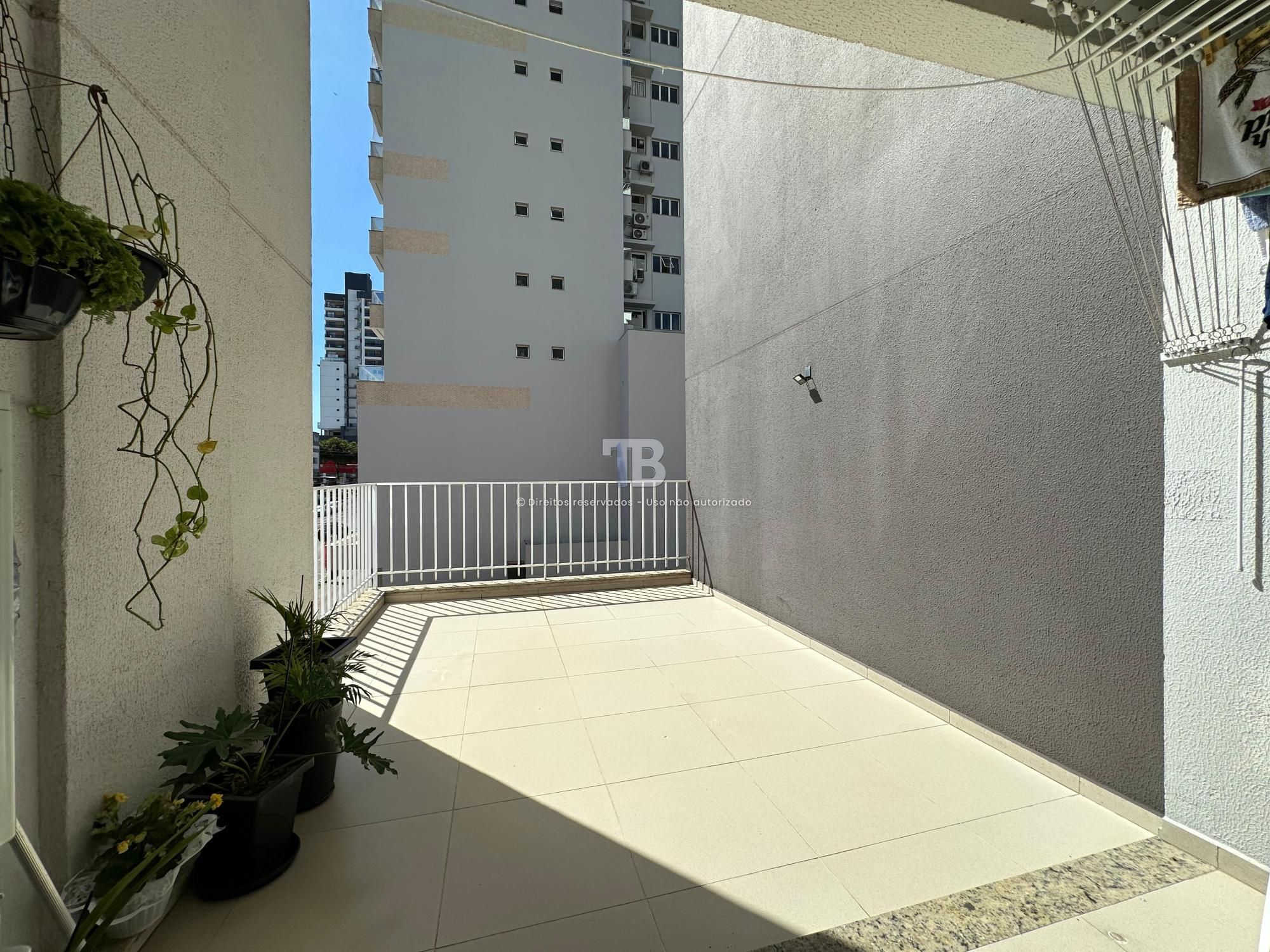 Apartamento Mobiliado com Suíte