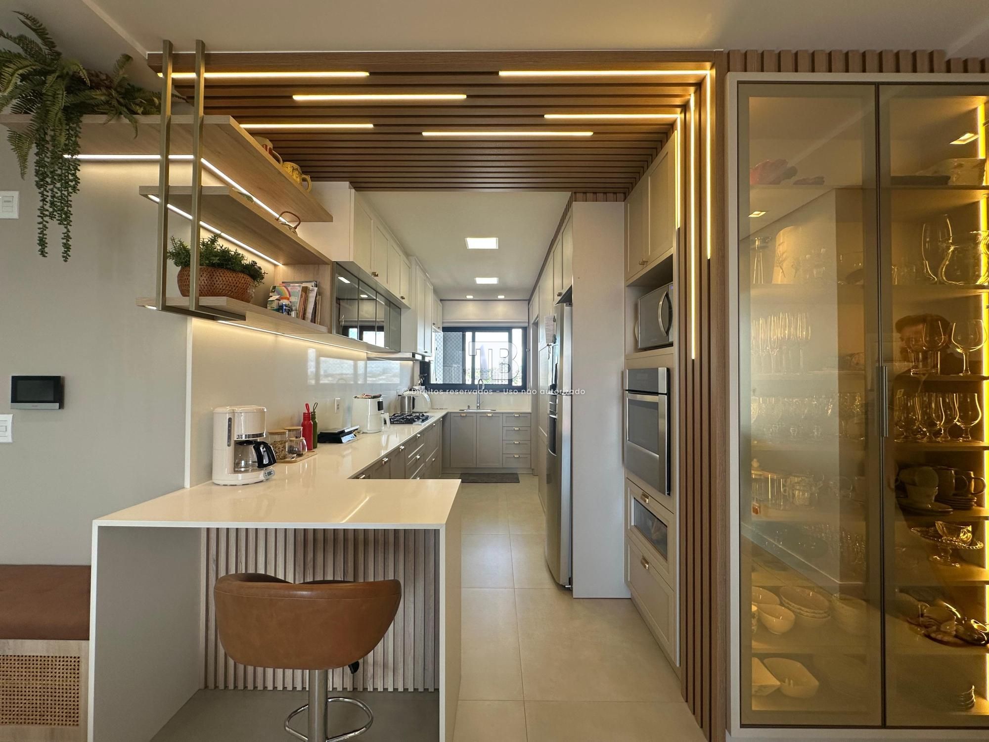 Apartamento com Duas suítes