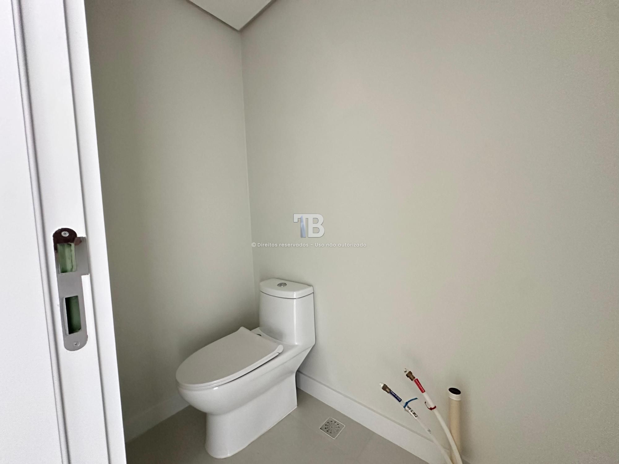 Apartamento Novo à Venda com 3 suítes