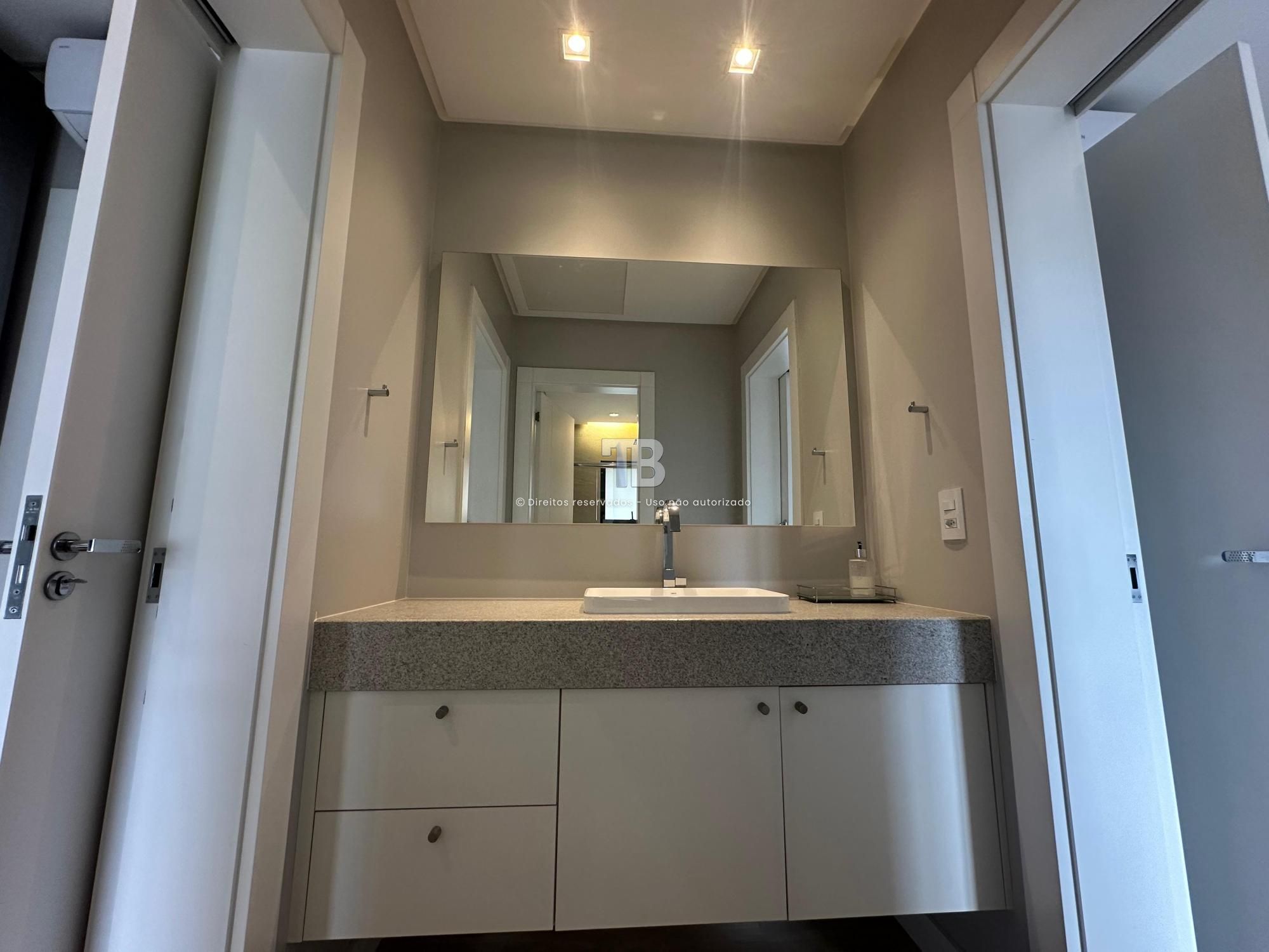 Casa Em Condomínio Fechado