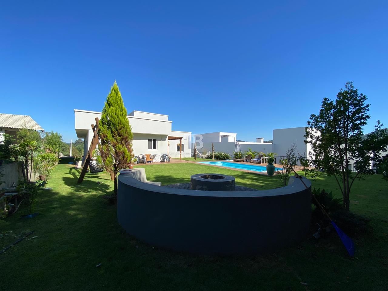 Casa à Venda Espelho das Águas
