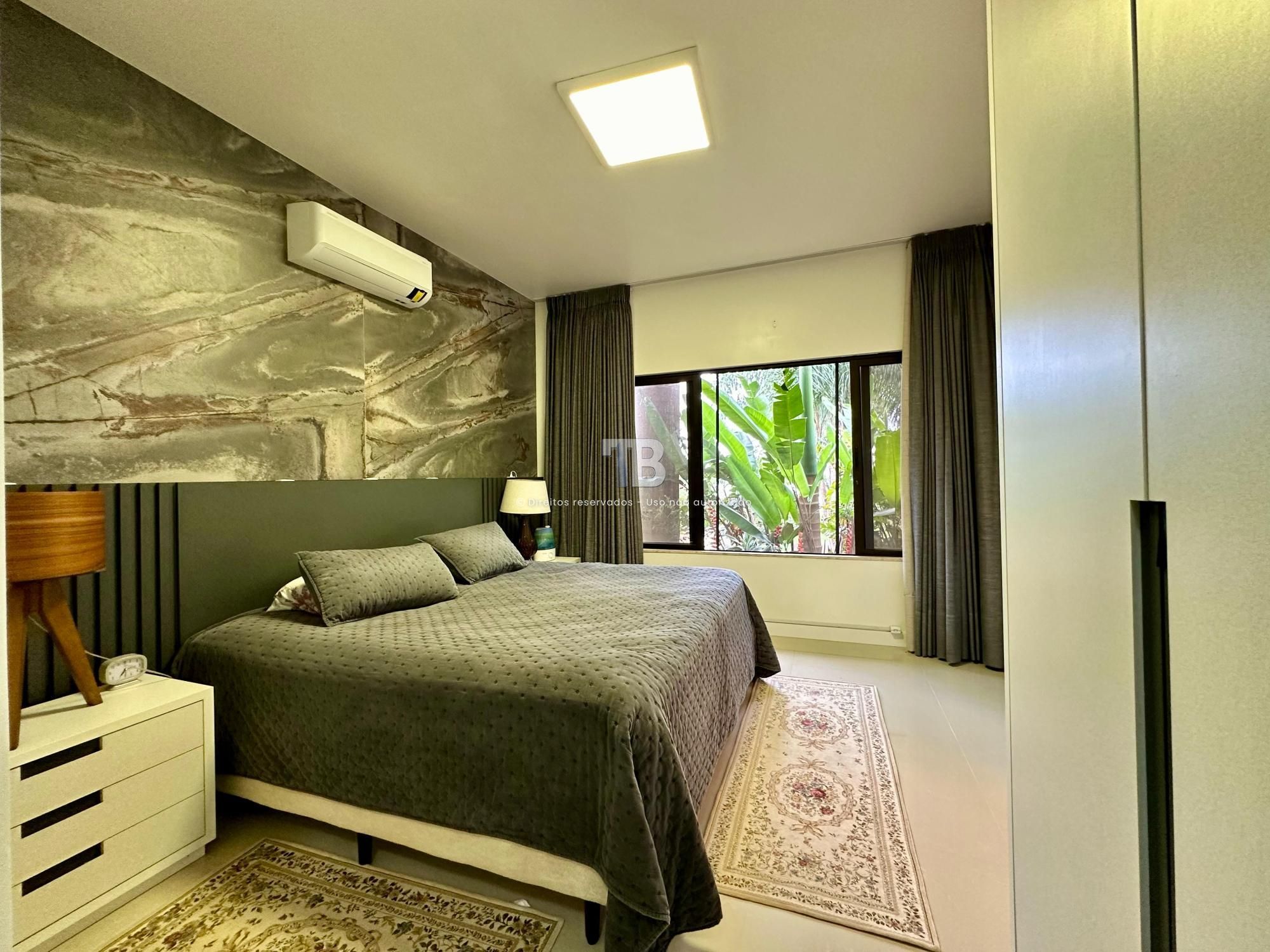 Casa em condomínio fechado