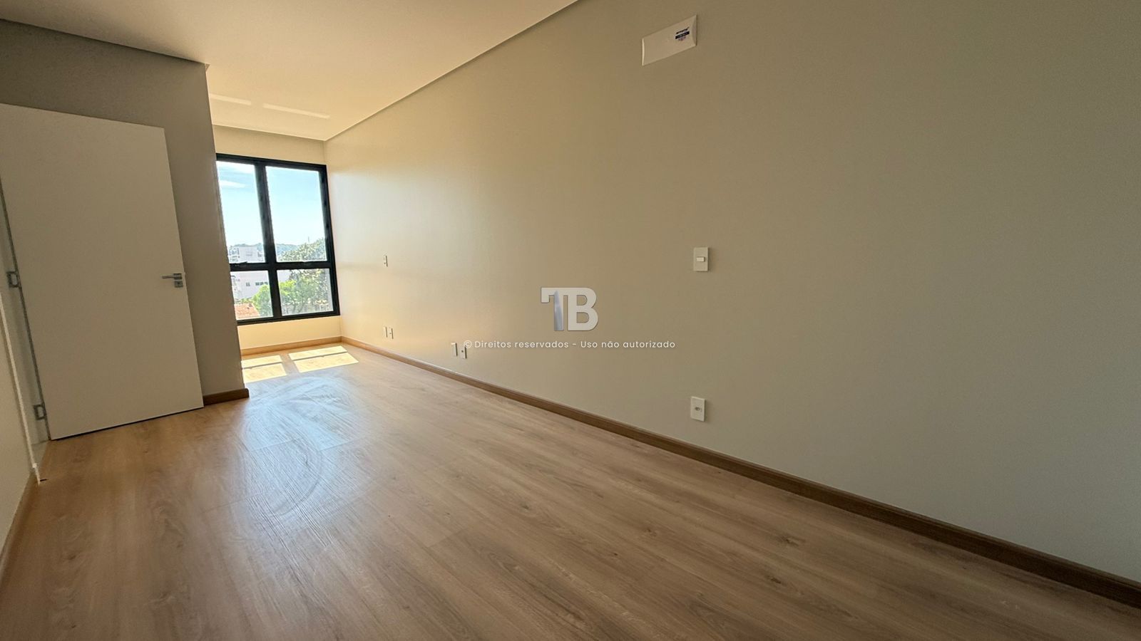 Apartamento Novo à Venda