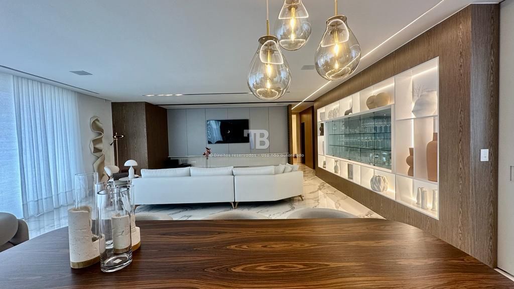 Apartamento à venda no Jardim Itália, Chapecó | 4 suítes