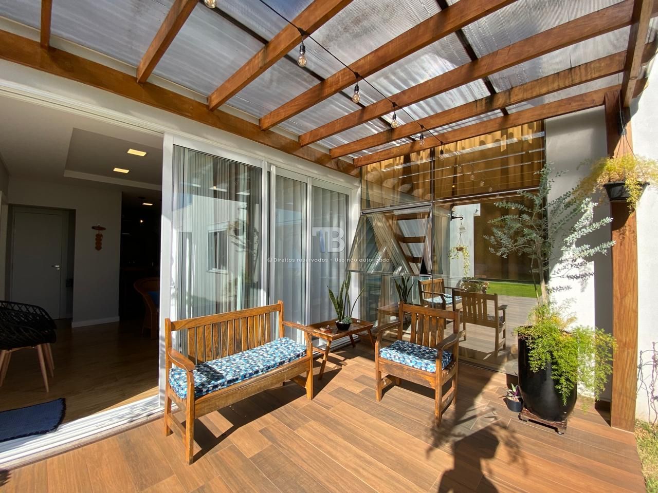 Casa à Venda Espelho das Águas