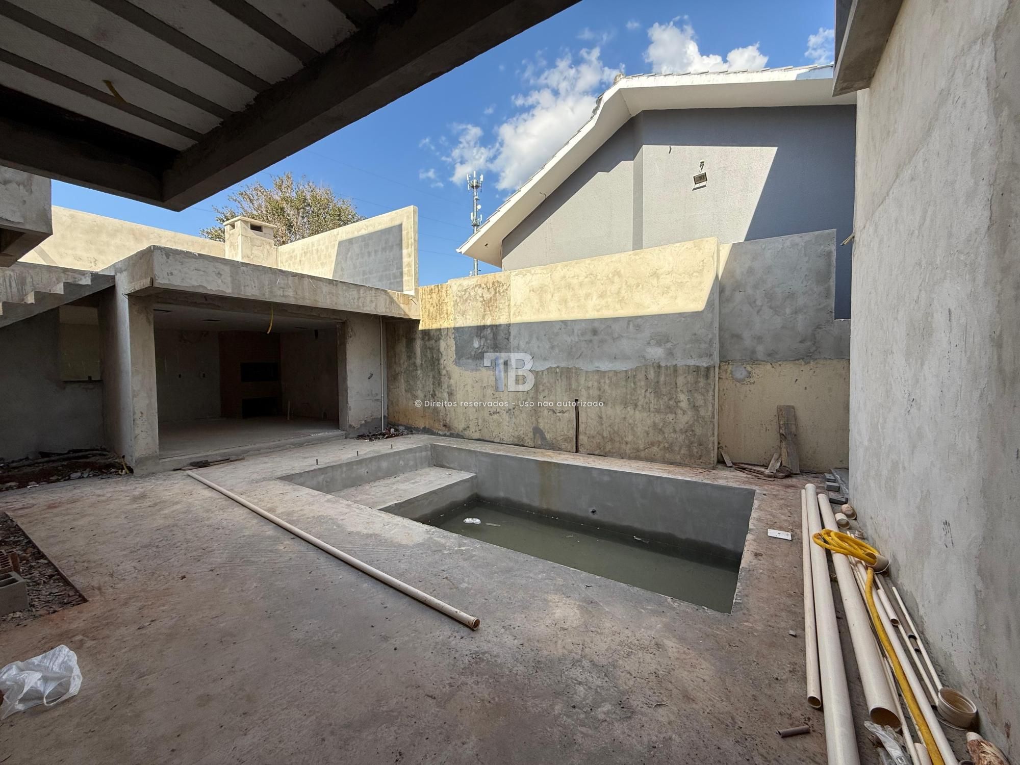Casa Em construção no Presidente Médici