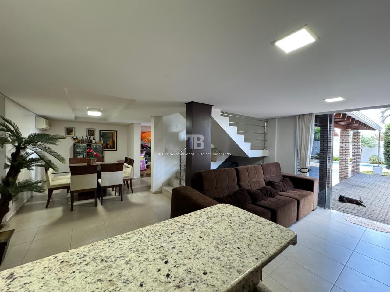 Casa Espaçosa no Universitário