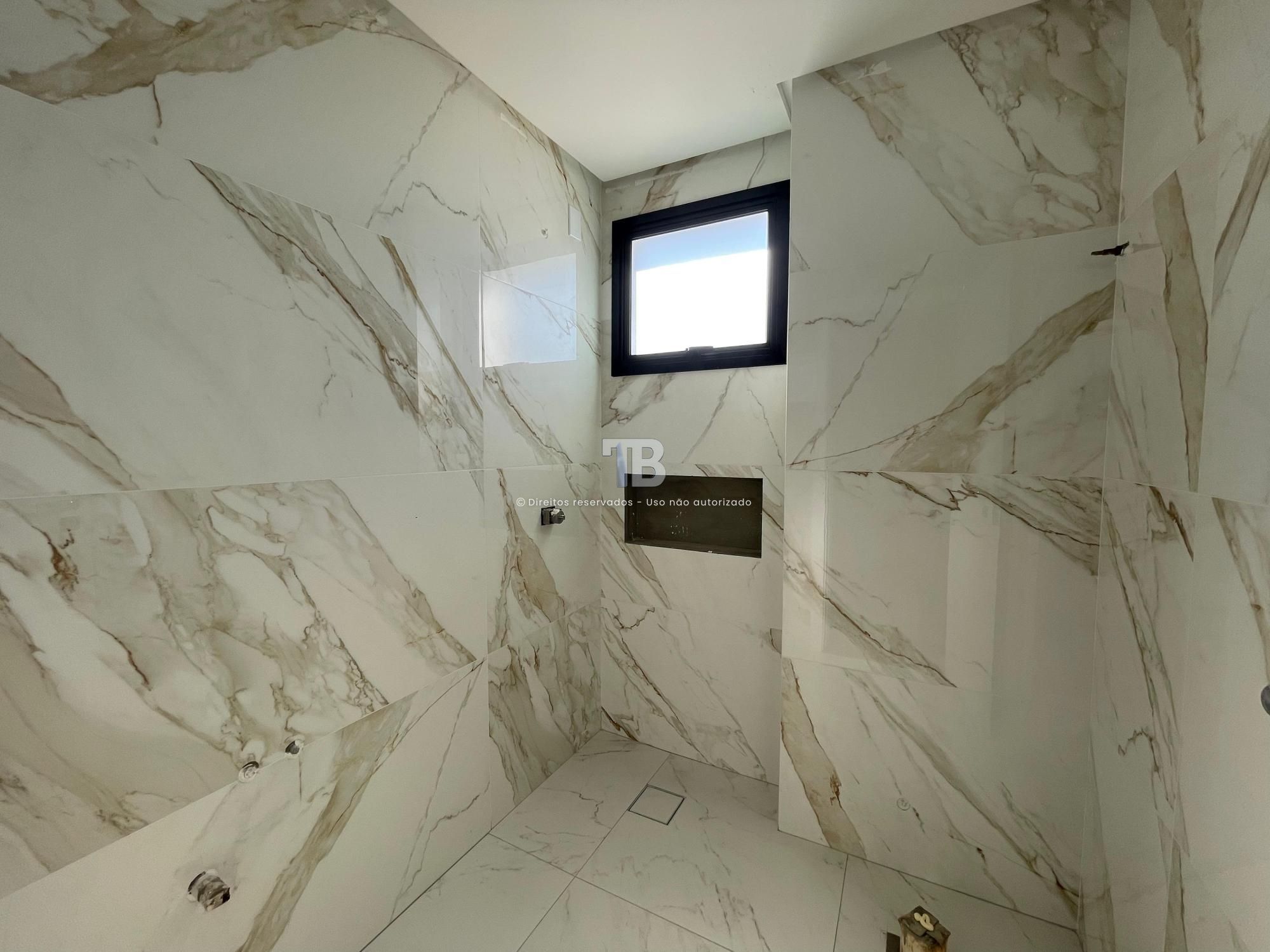 Apartamento Novo à Venda