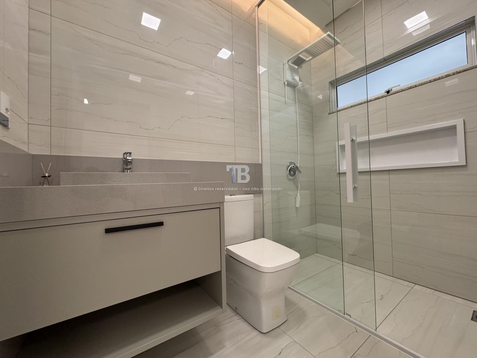 Alto Padrão: Design Moderno, Elegância e Conforto Único