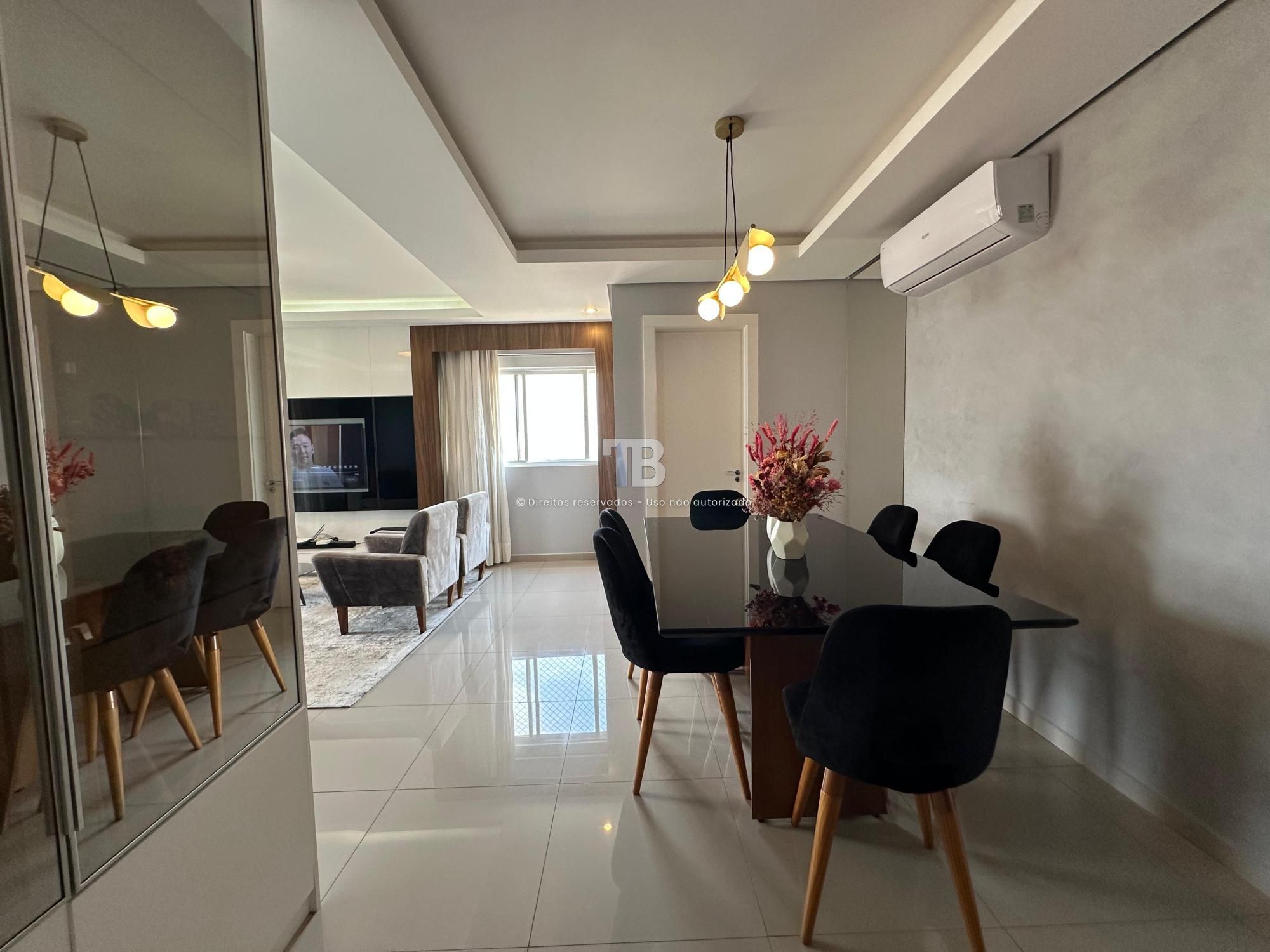 Apartamento à venda