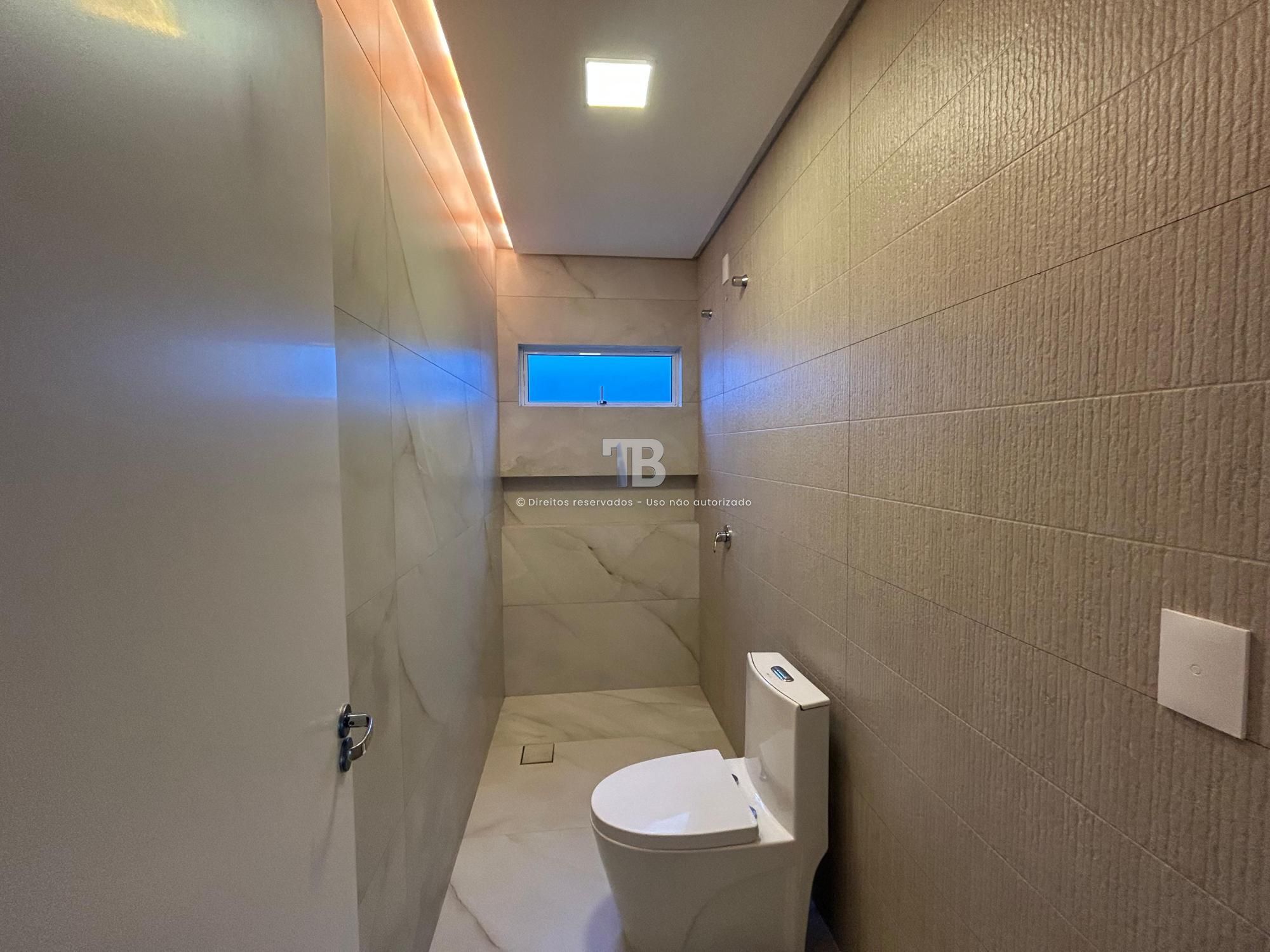 Casa Nova à venda com piscina