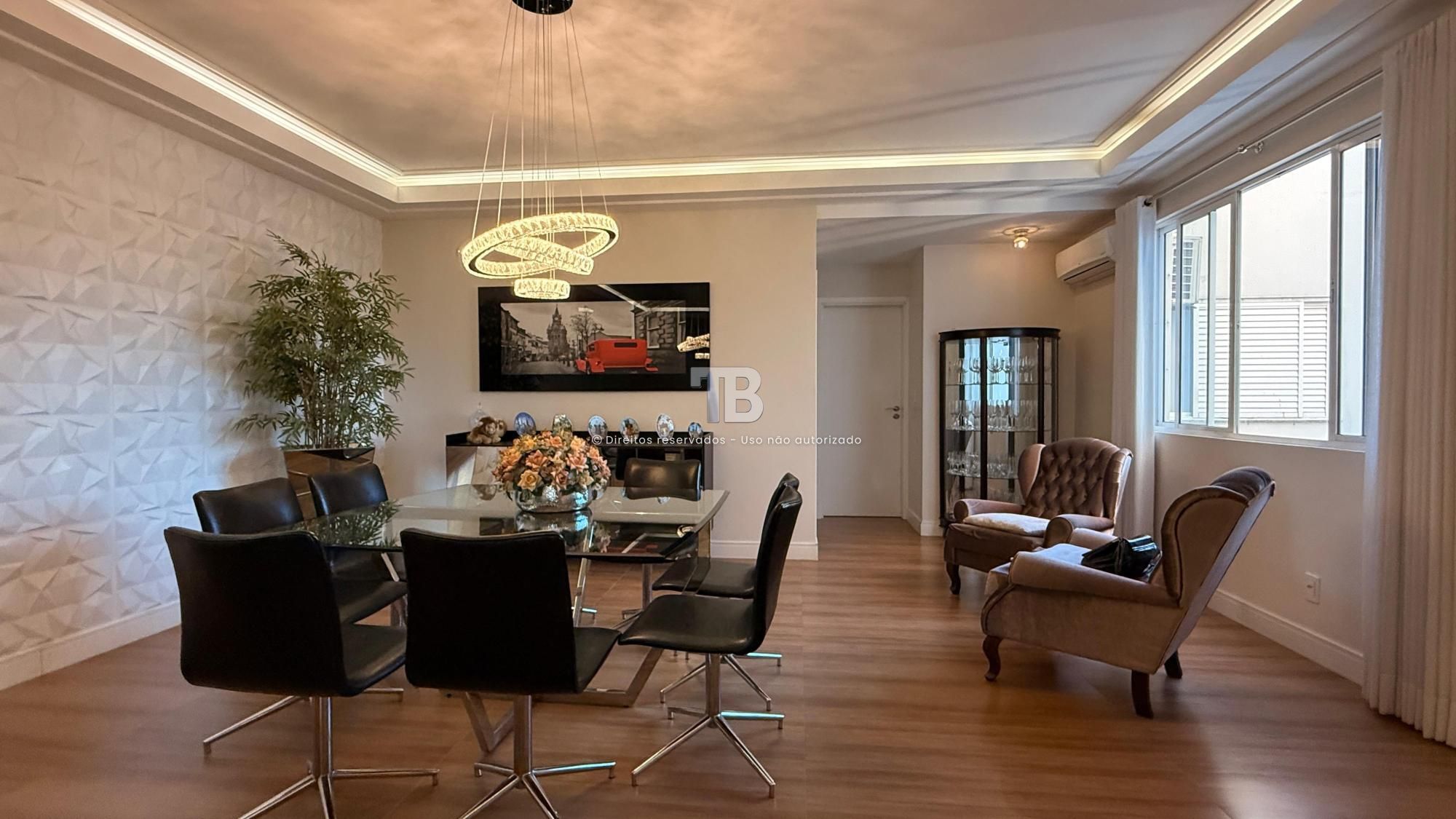 Apartamento Mobiliado com 3 suítes