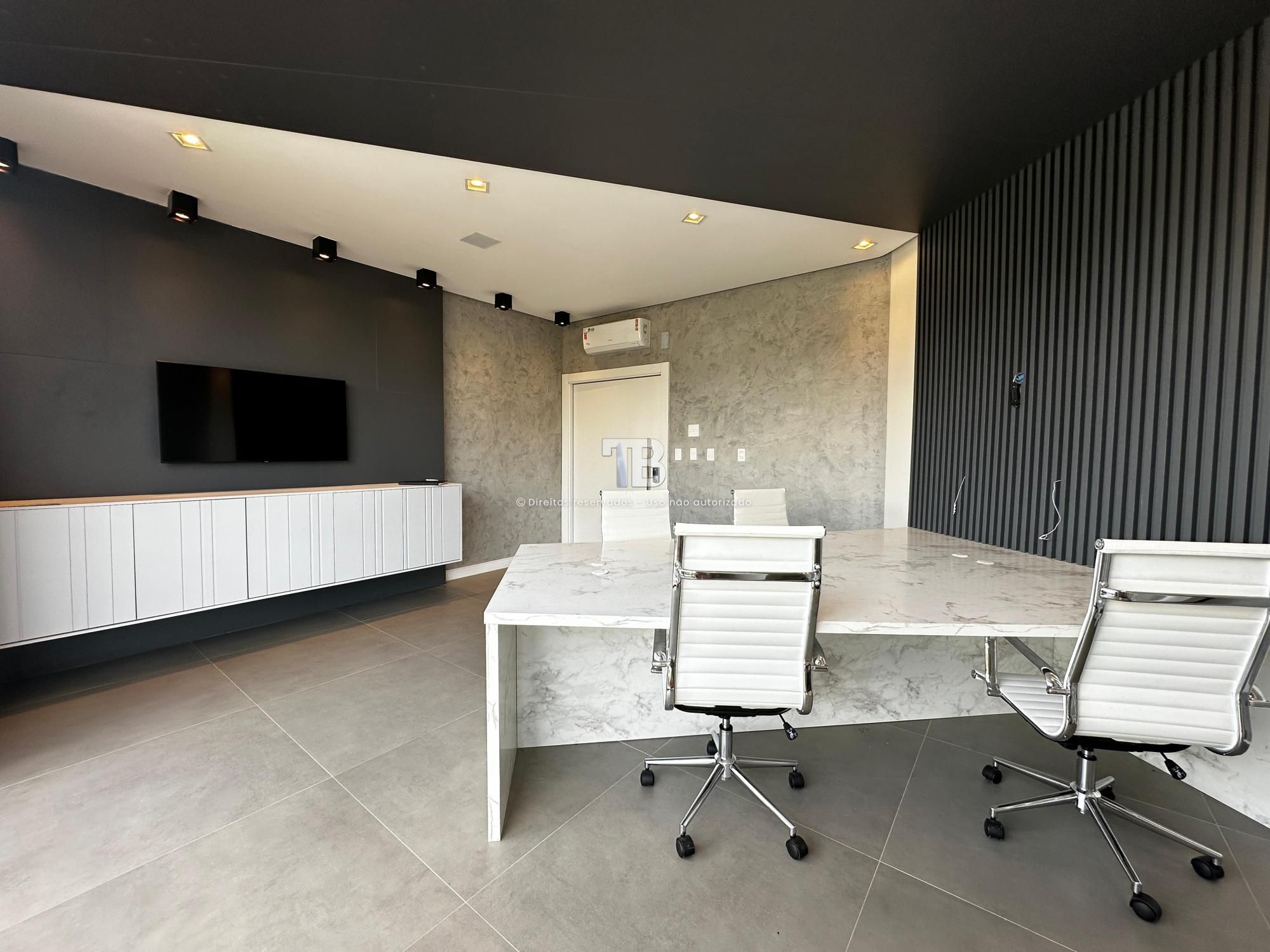 Apartamento novo à venda