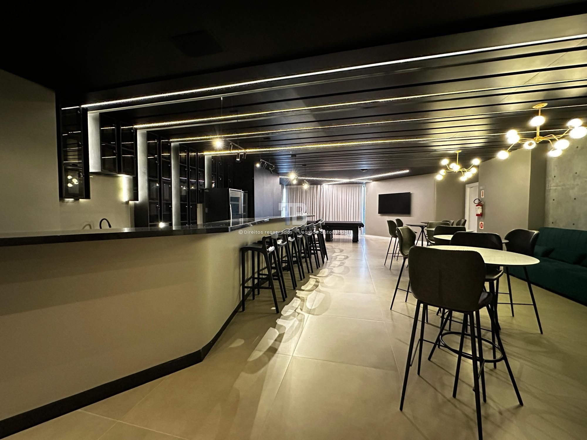 Apartamento novo à venda