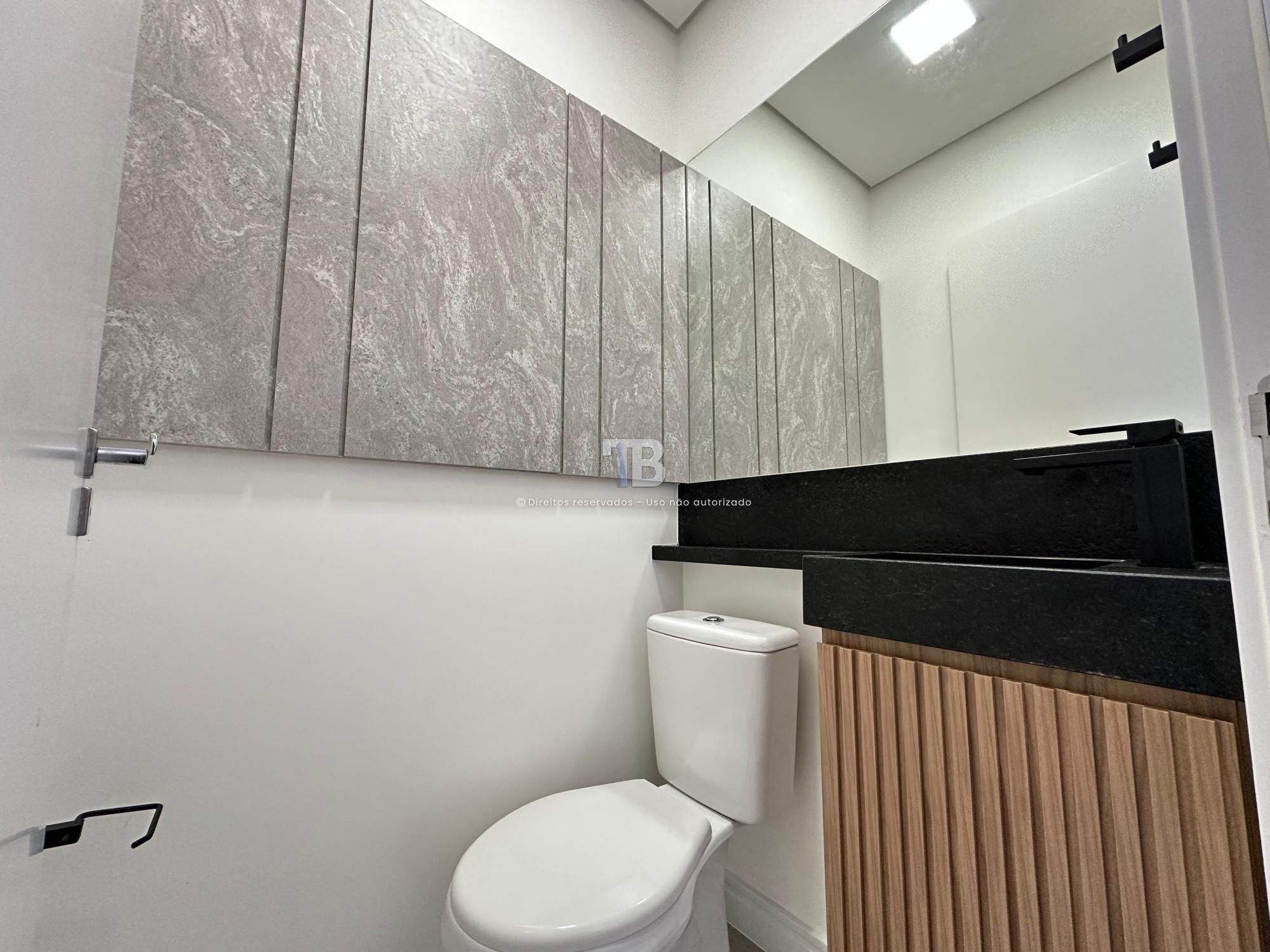 Apartamento Semimobiliado