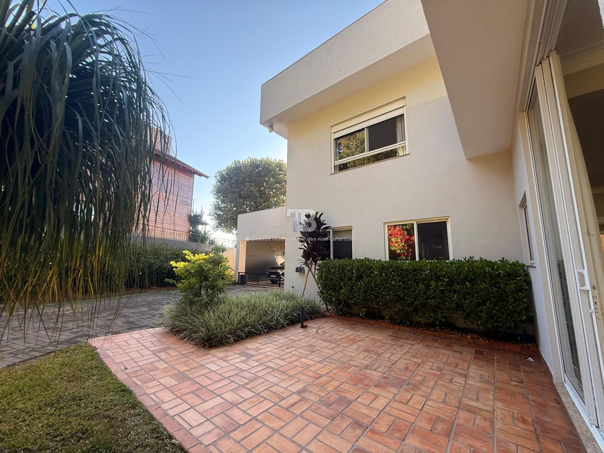 Casa Mobiliada Em Condomínio Fechado