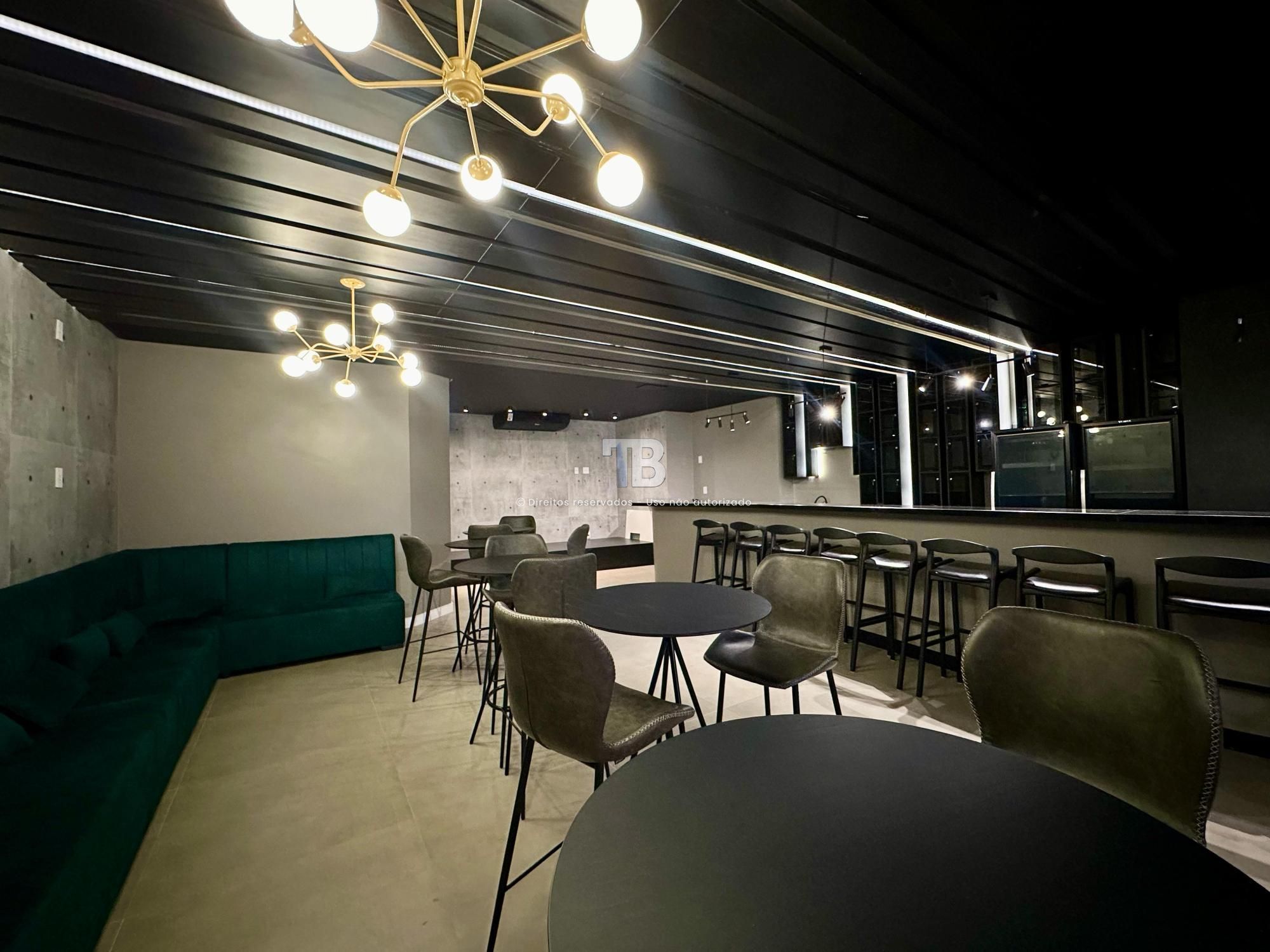 Apartamento Novo à Venda