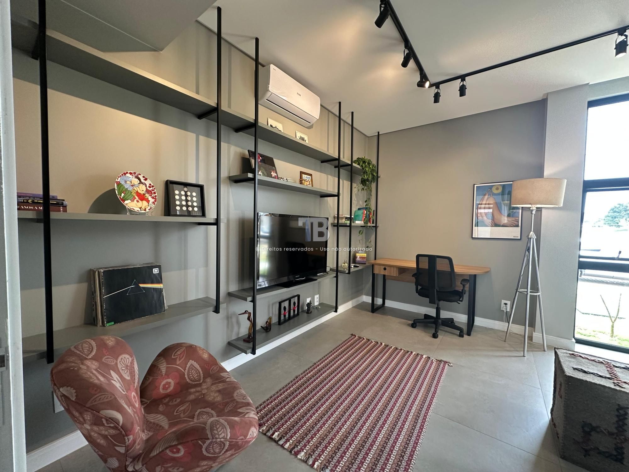 Casa Em Condomínio Fechado