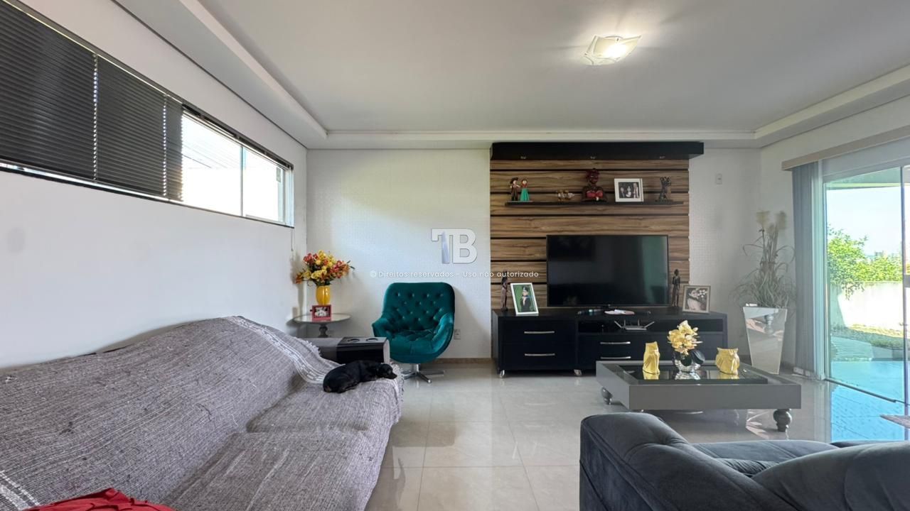 Casa Ampla com Vista Panorâmica