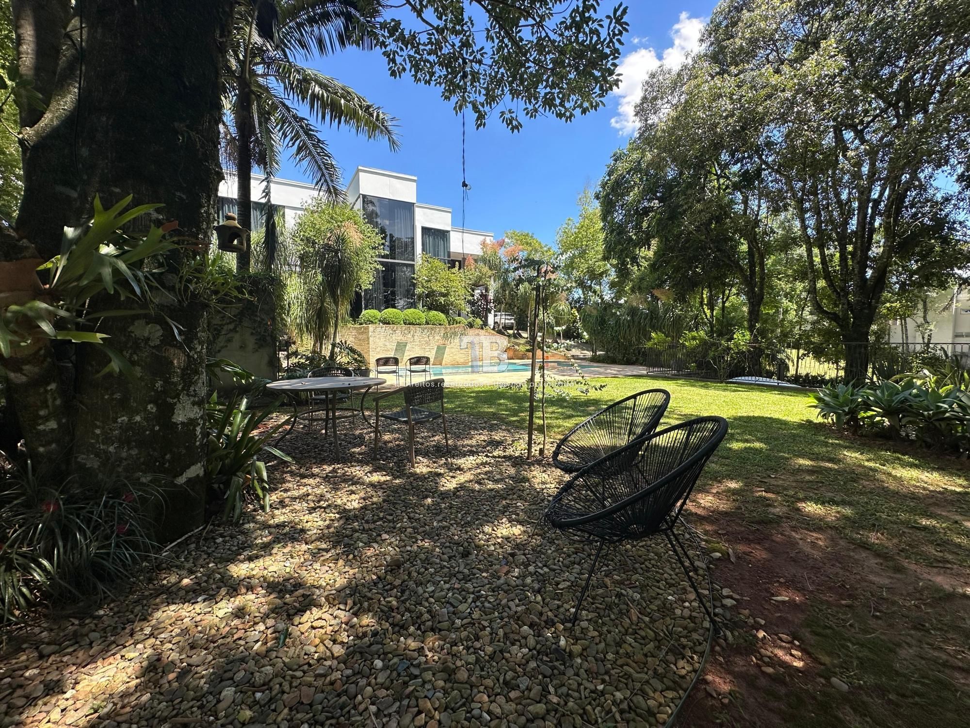 Casa em Condomínio Fechado