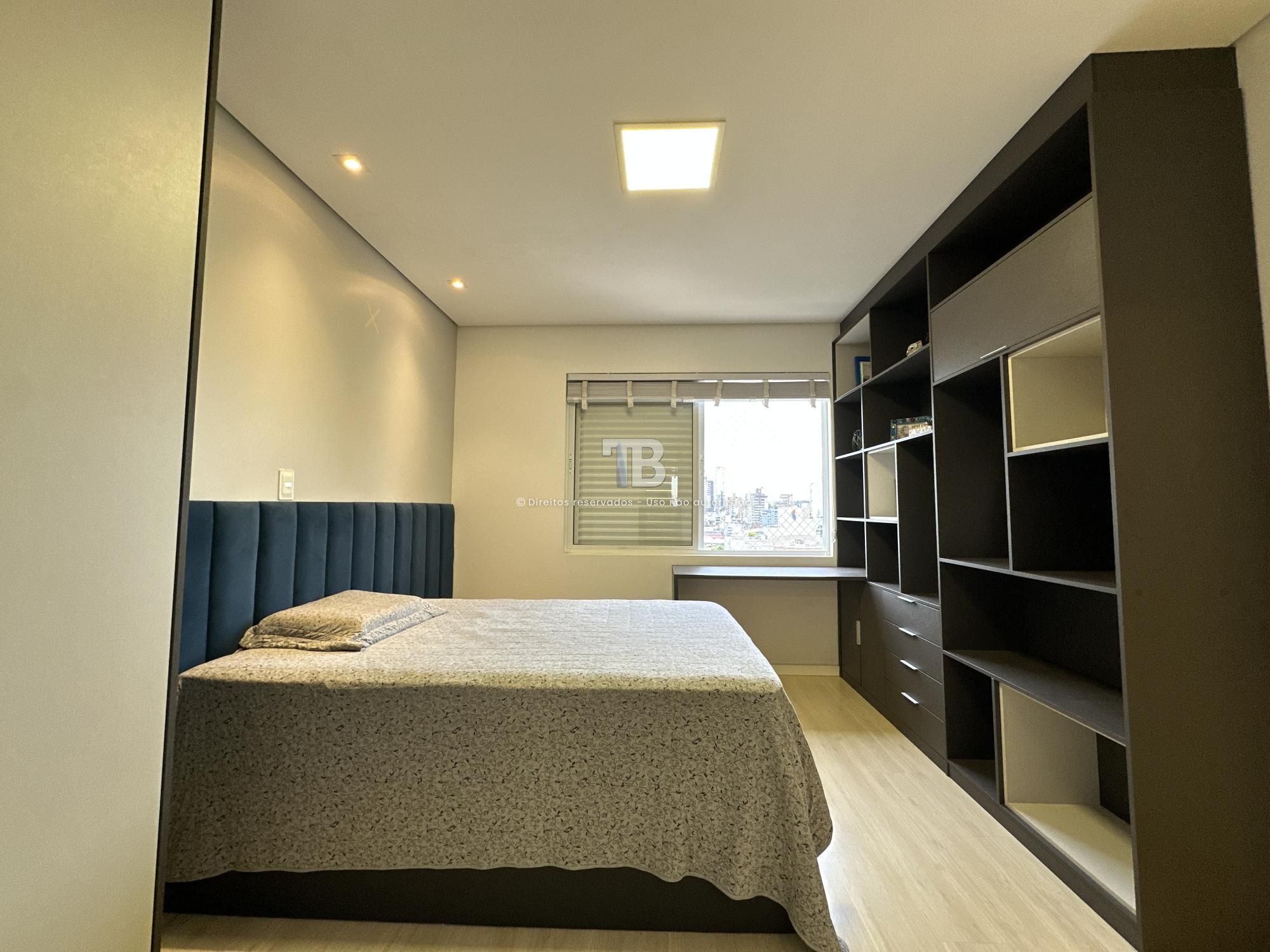 Apartamento três suítes