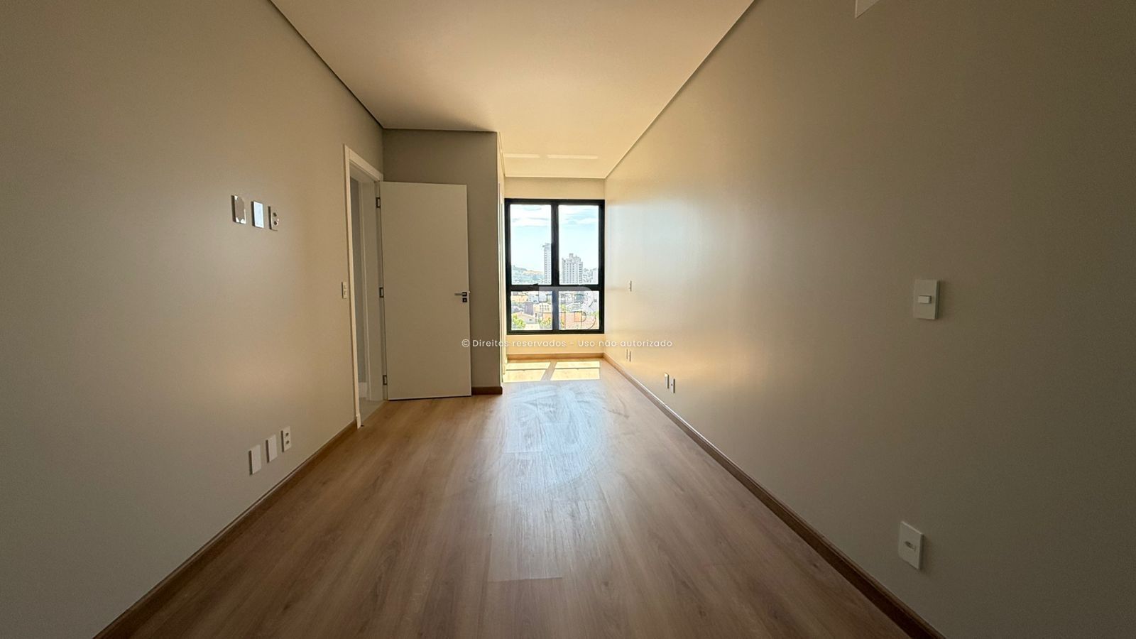 Apartamento Novo à Venda